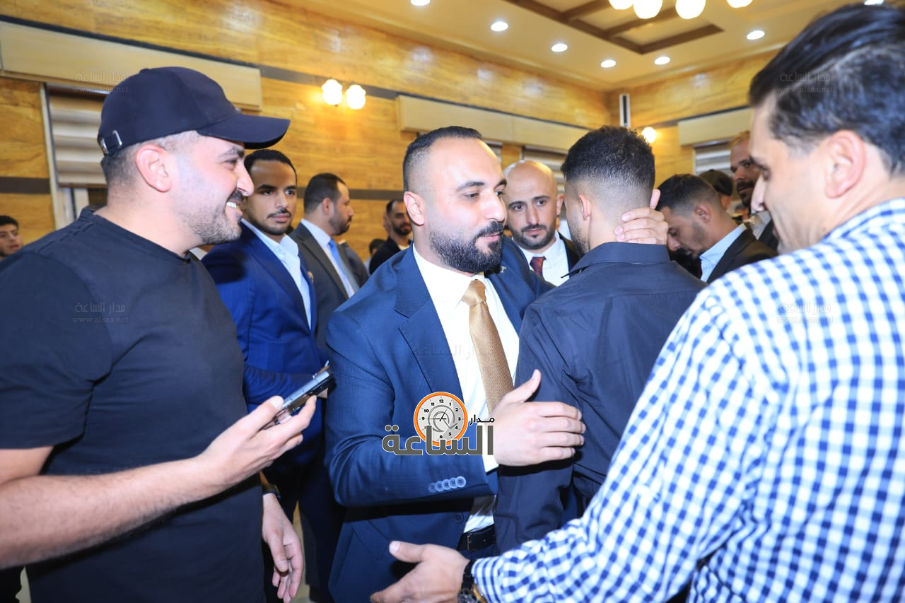 Madar Al-Saa Images 0.999064018007954