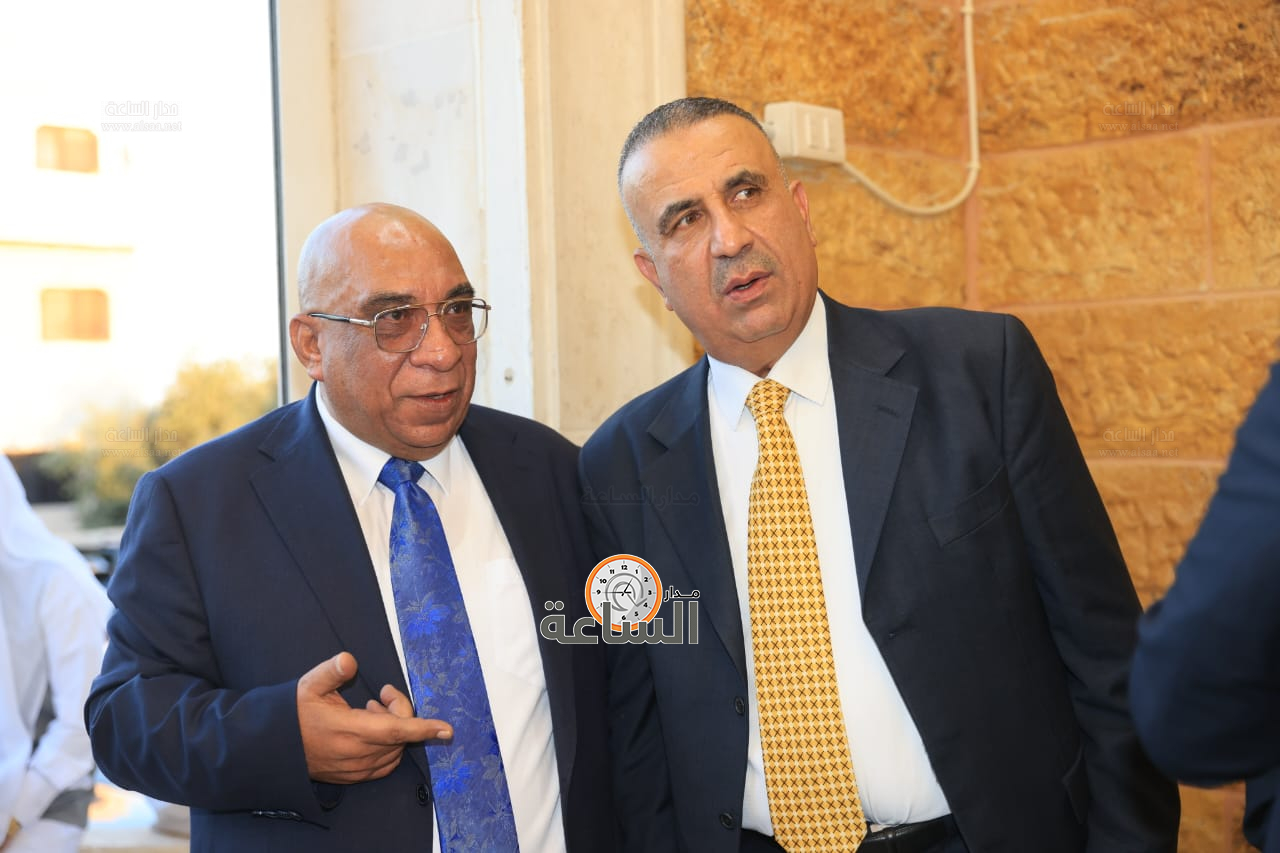 Madar Al-Saa Images 0.9656397413087856