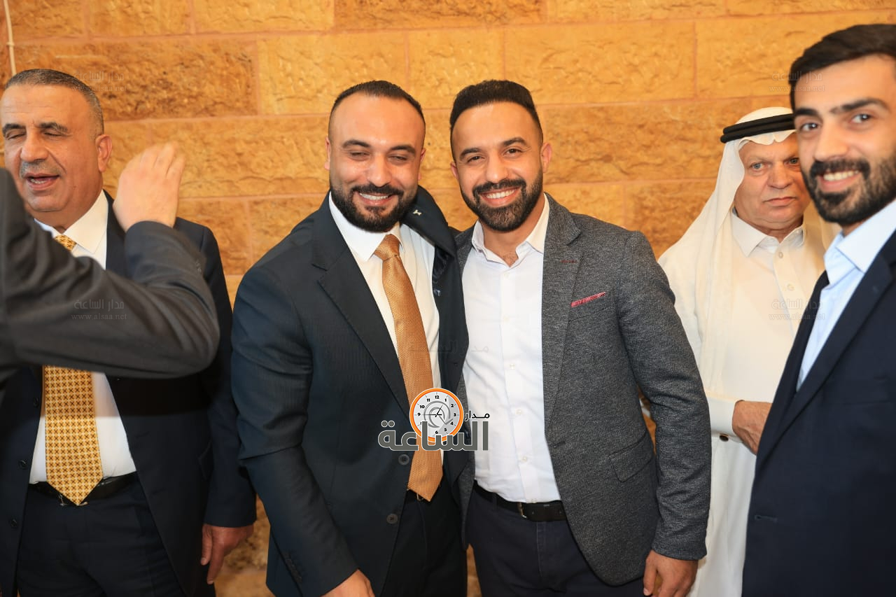 Madar Al-Saa Images 0.3753815327565775