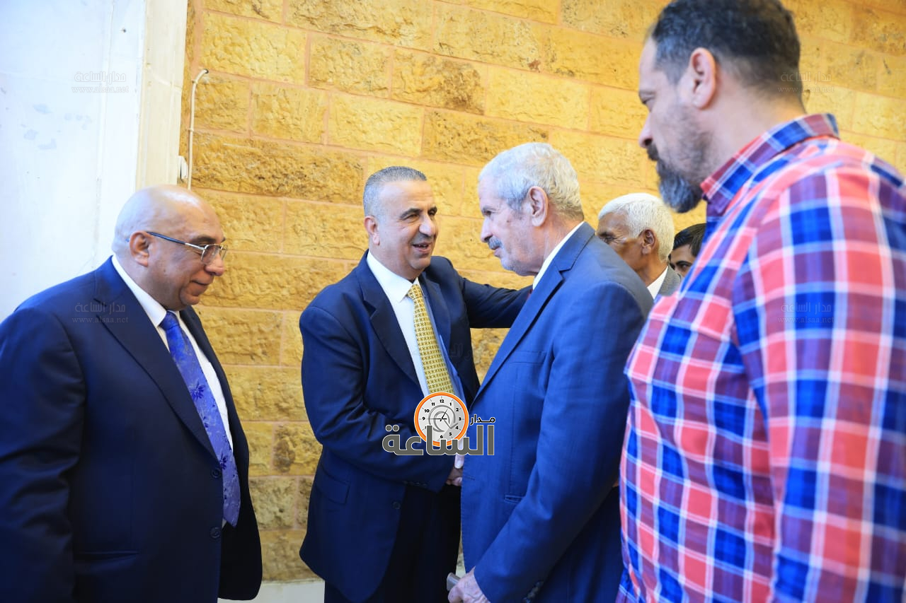 Madar Al-Saa Images 0.23070494216990156