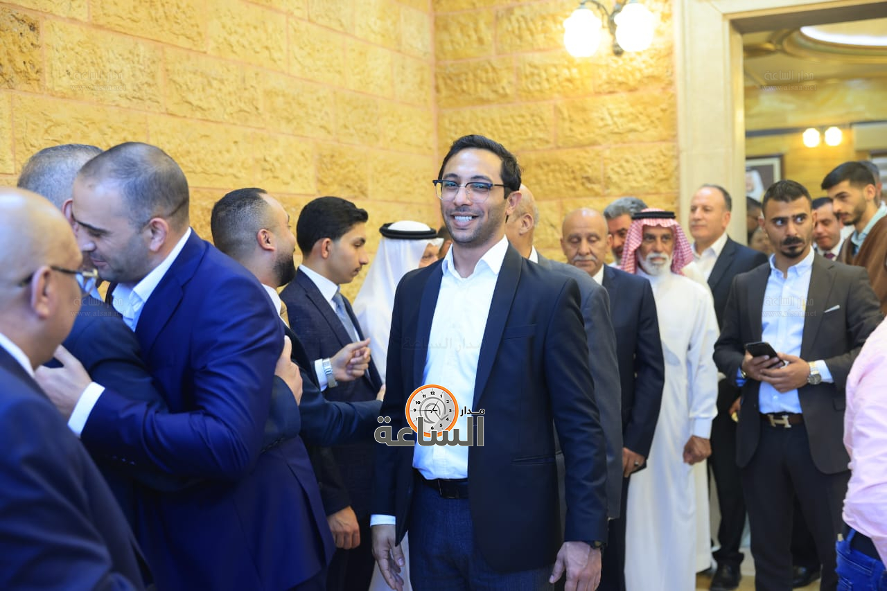 Madar Al-Saa Images 0.8426882517104076