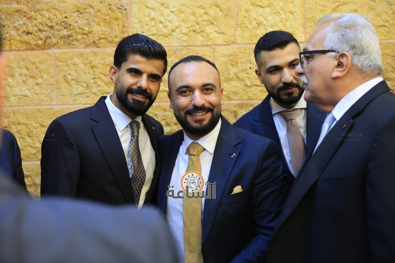 Madar Al-Saa Images 0.7885855045320427