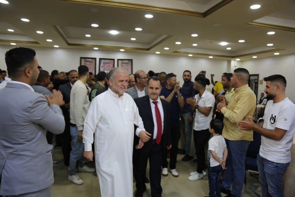 Madar Al-Saa Images 0.8690822254228721