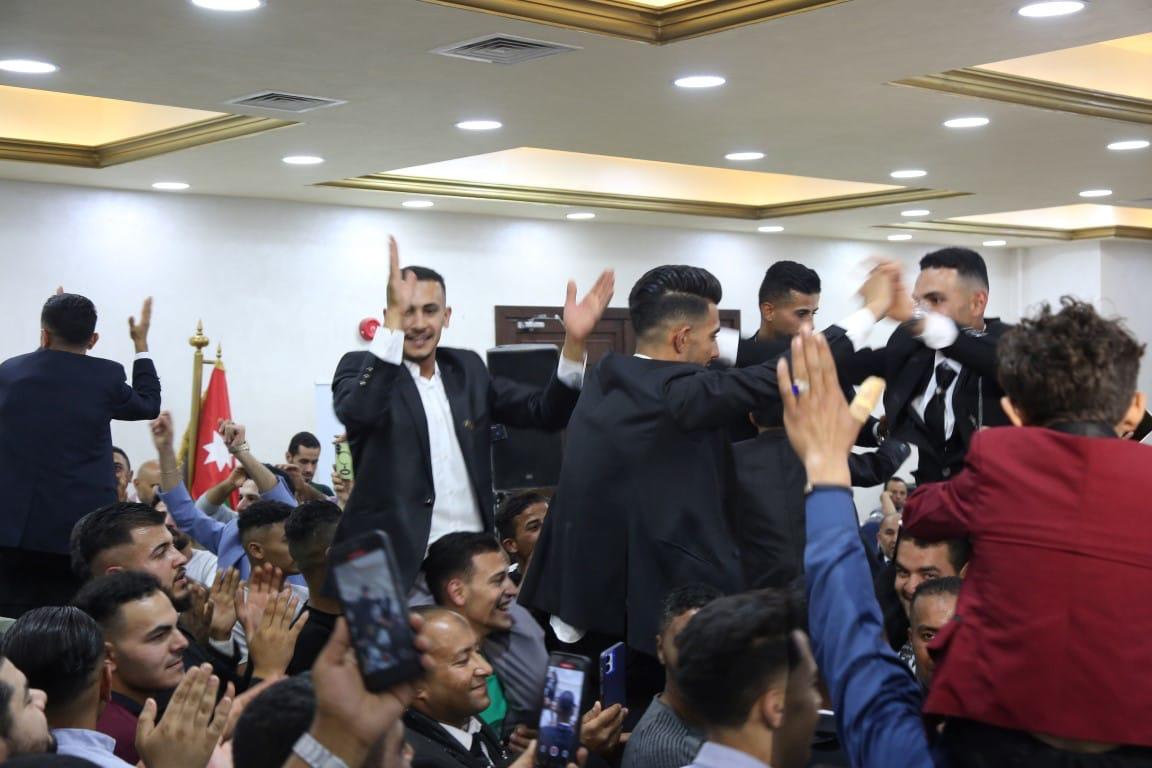 Madar Al-Saa Images 0.5261550829637984