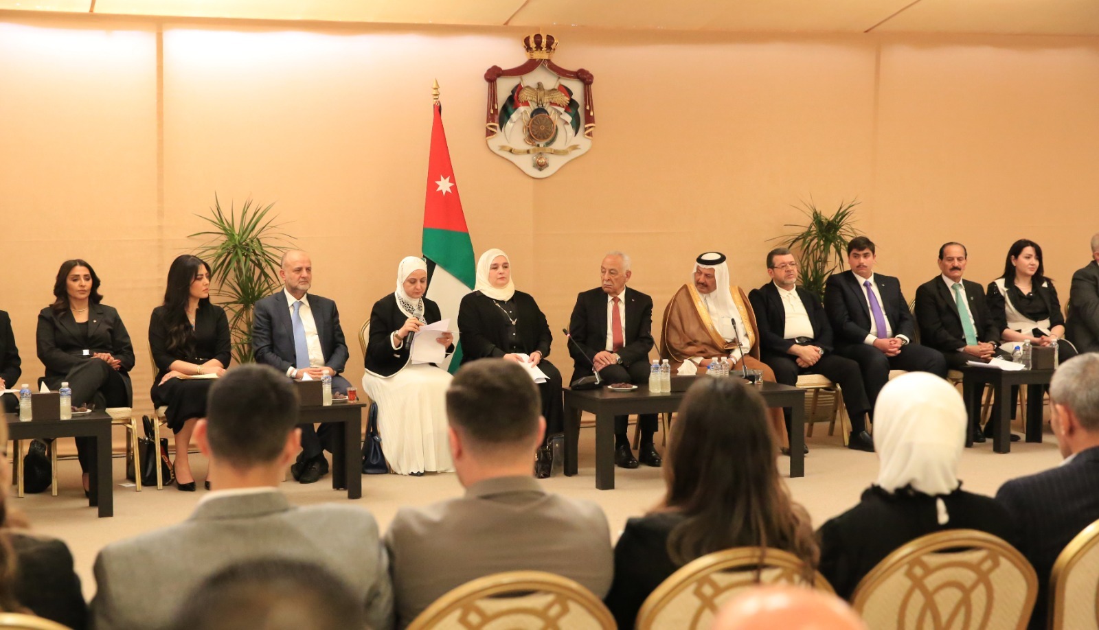 Madar Al-Saa Images 0.6944175379676539