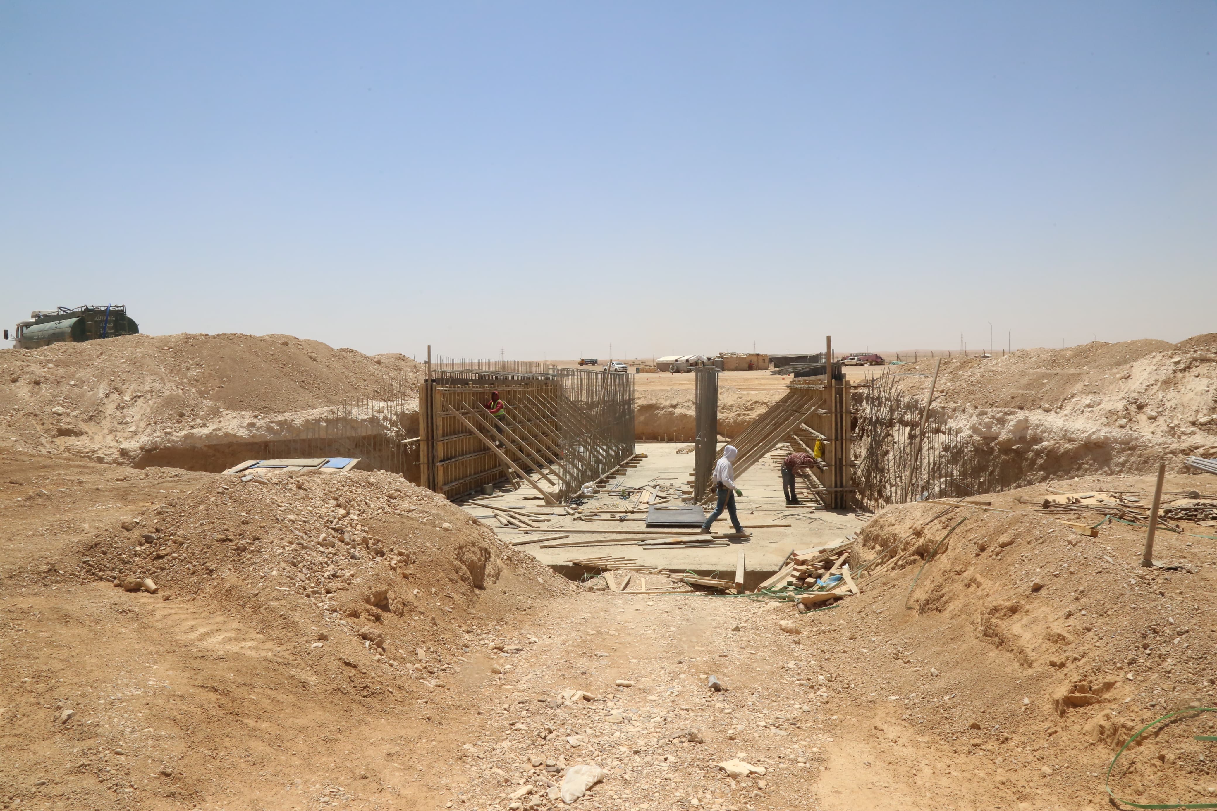 Madar Al-Saa Images 0.7725561745094297