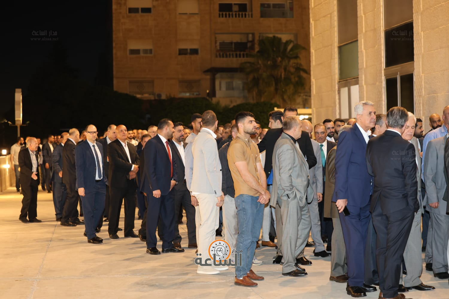 Madar Al-Saa Images 0.53367924168553