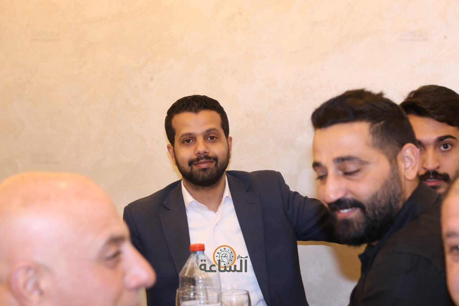 Madar Al-Saa Images 0.3791088468083412