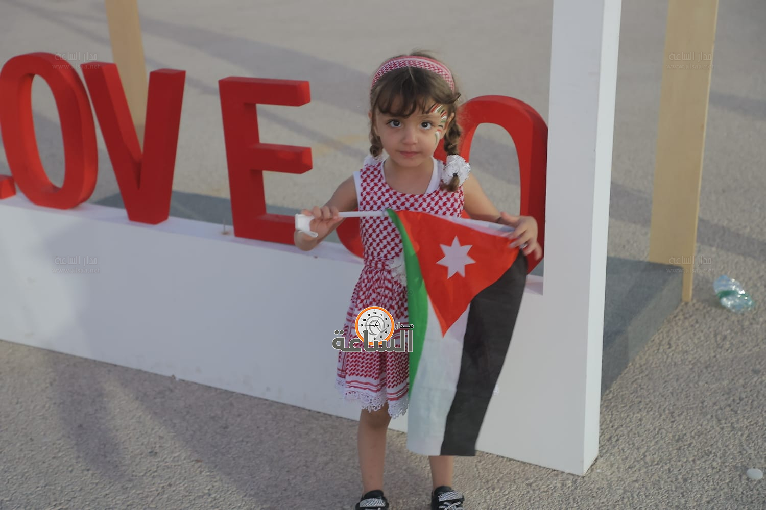 Madar Al-Saa Images 0.49729629469130154