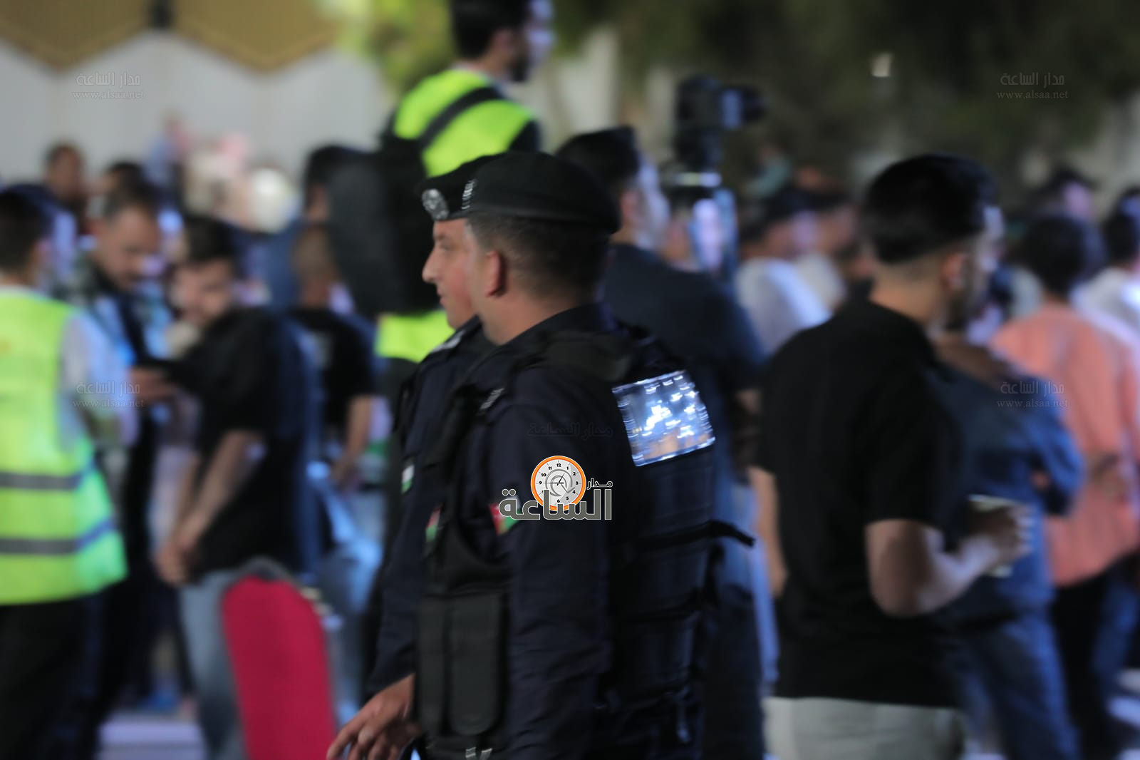 Madar Al-Saa Images 0.7194926375323383