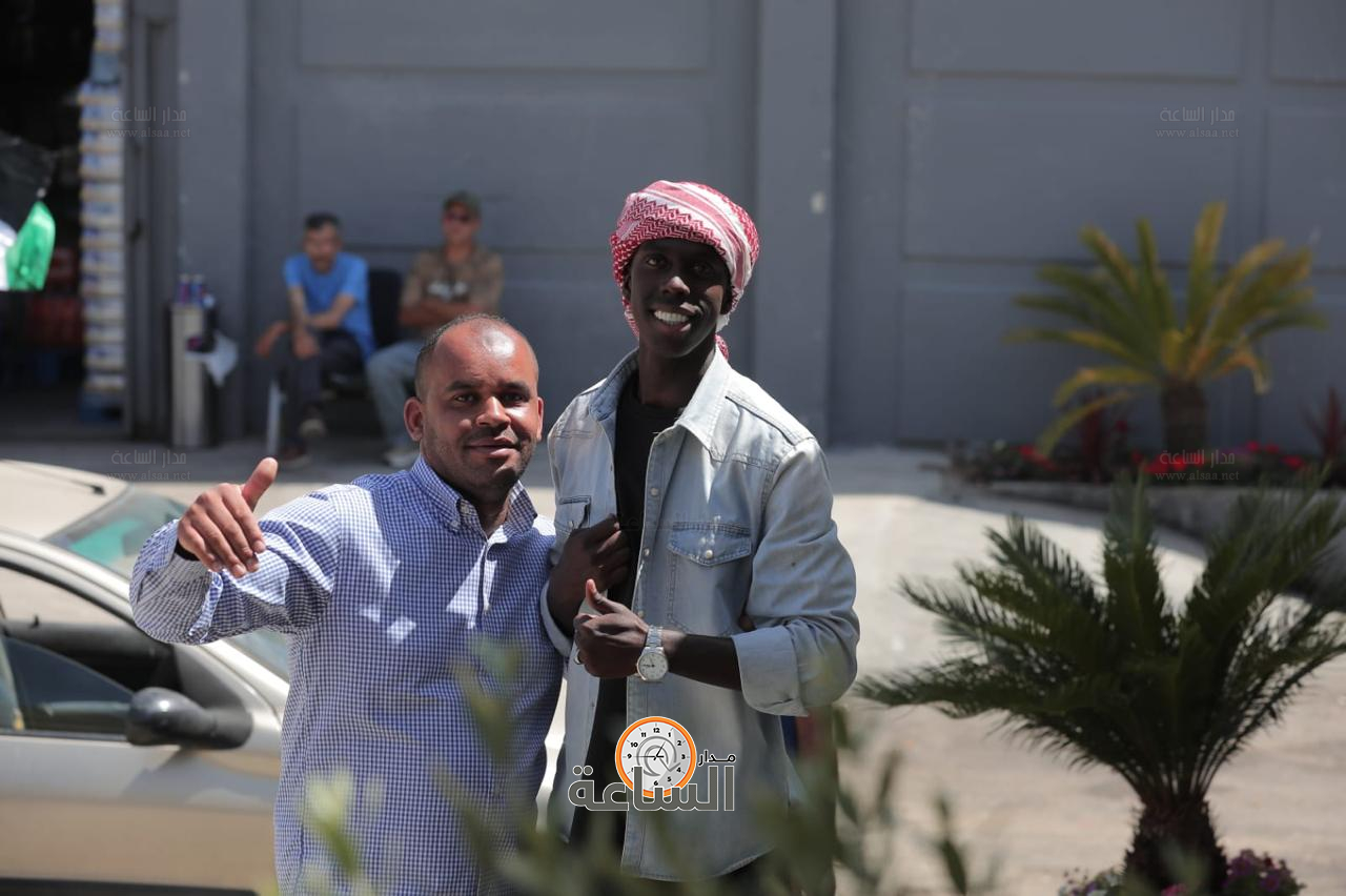 Madar Al-Saa Images 0.7609275841779148