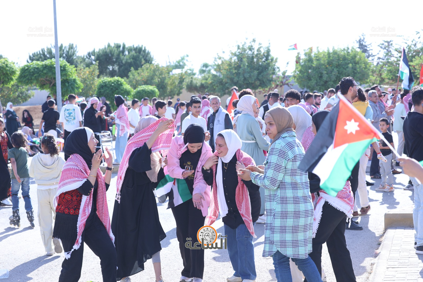 Madar Al-Saa Images 0.8739840986666109