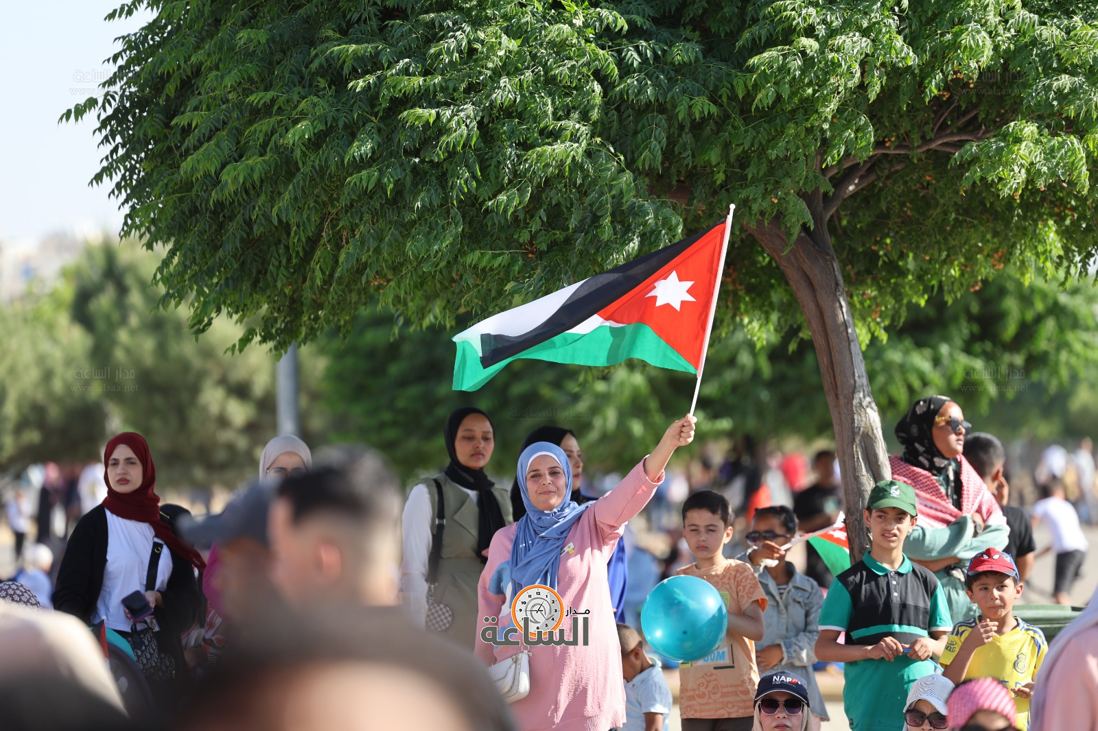 Madar Al-Saa Images 0.14476583626751427