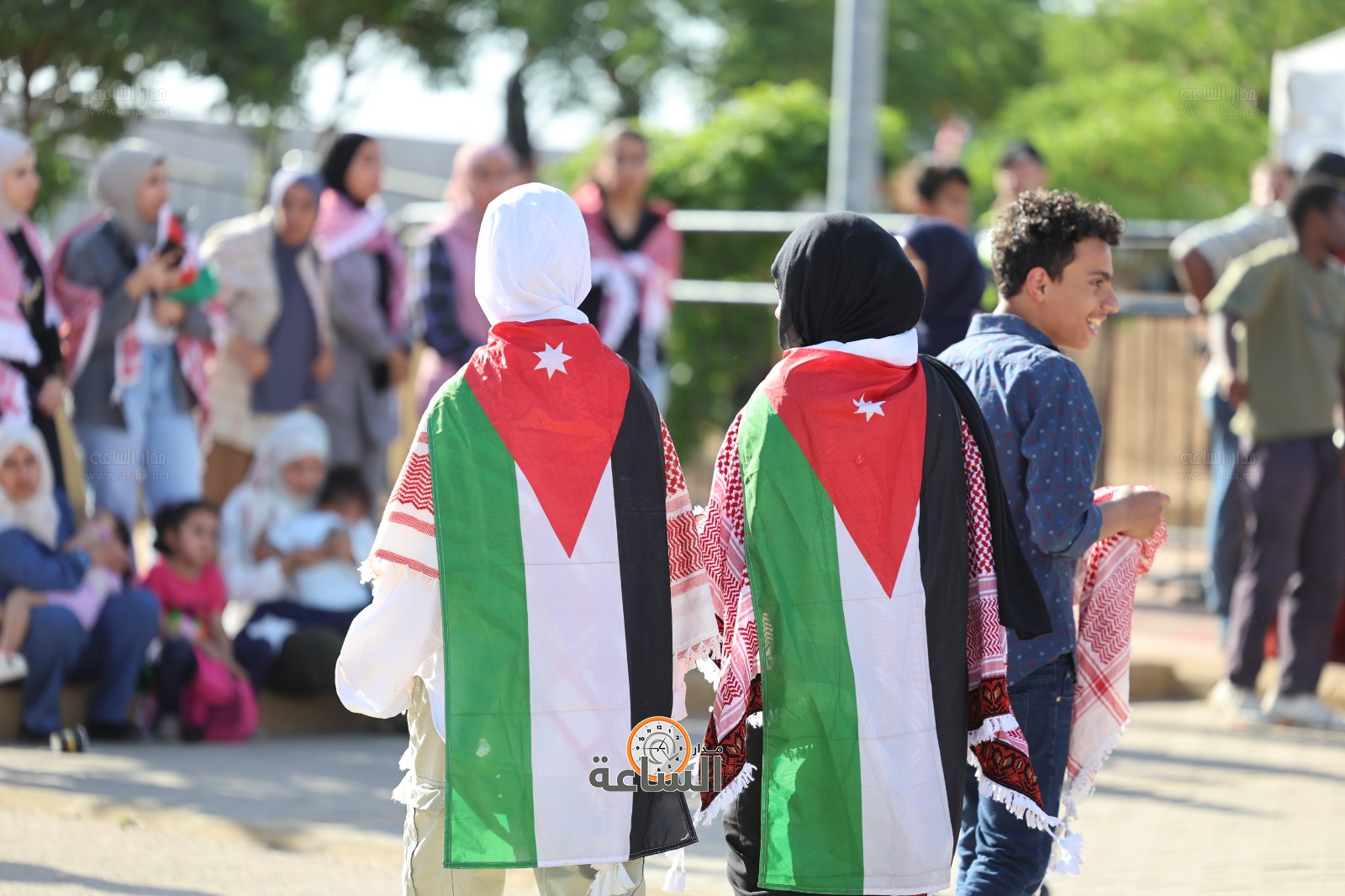 Madar Al-Saa Images 0.3318635061594104