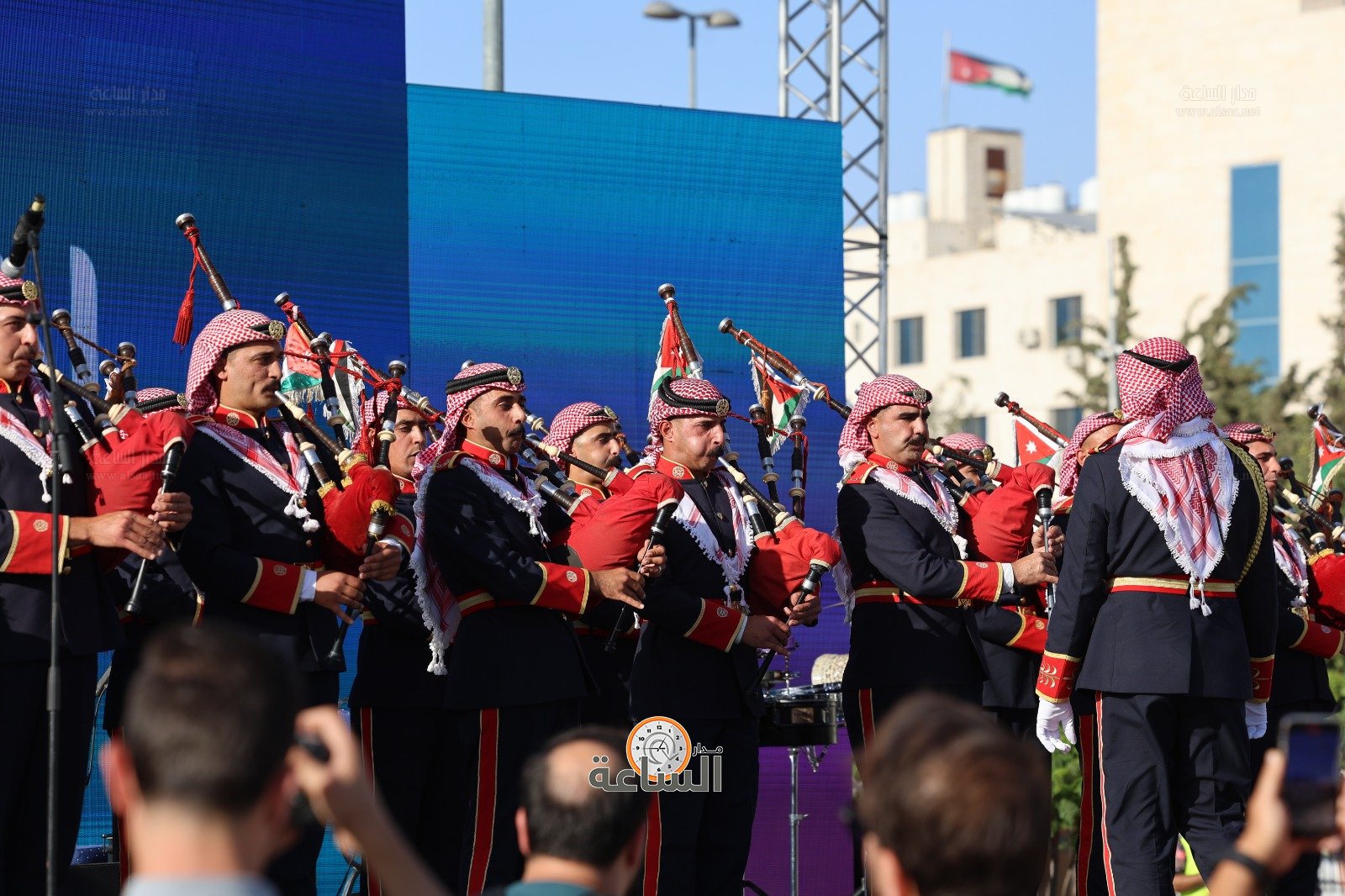 Madar Al-Saa Images 0.7741262332097629