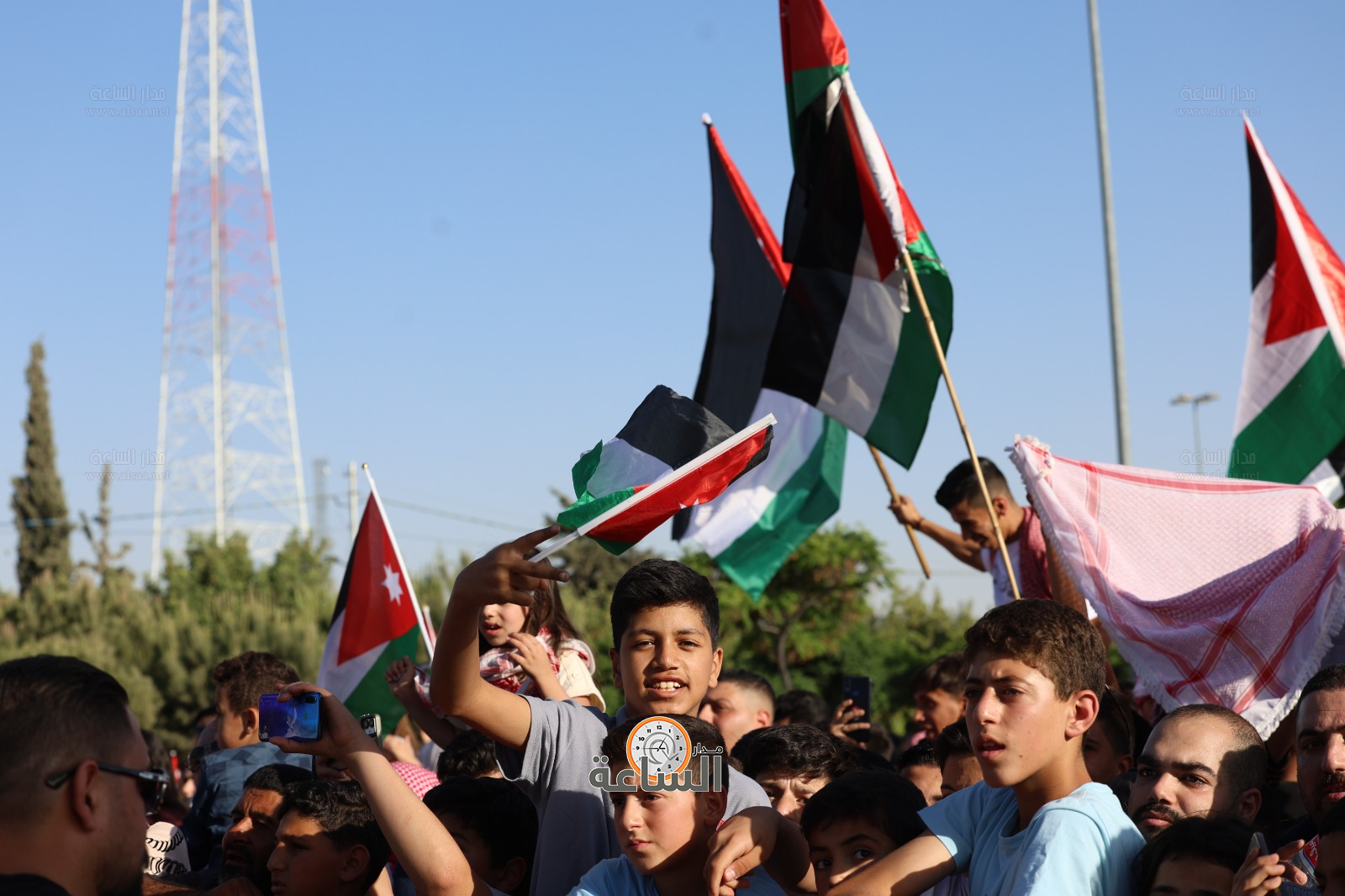 Madar Al-Saa Images 0.20953893200221851