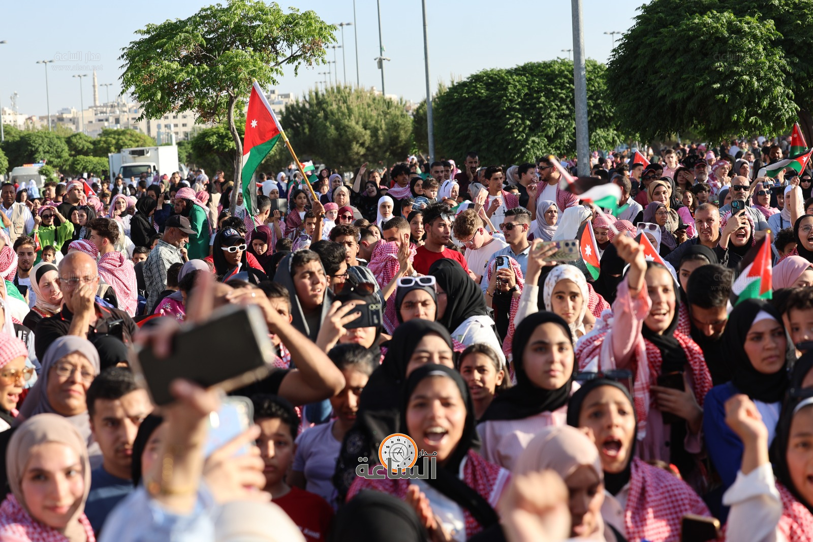 Madar Al-Saa Images 0.5849061163090218