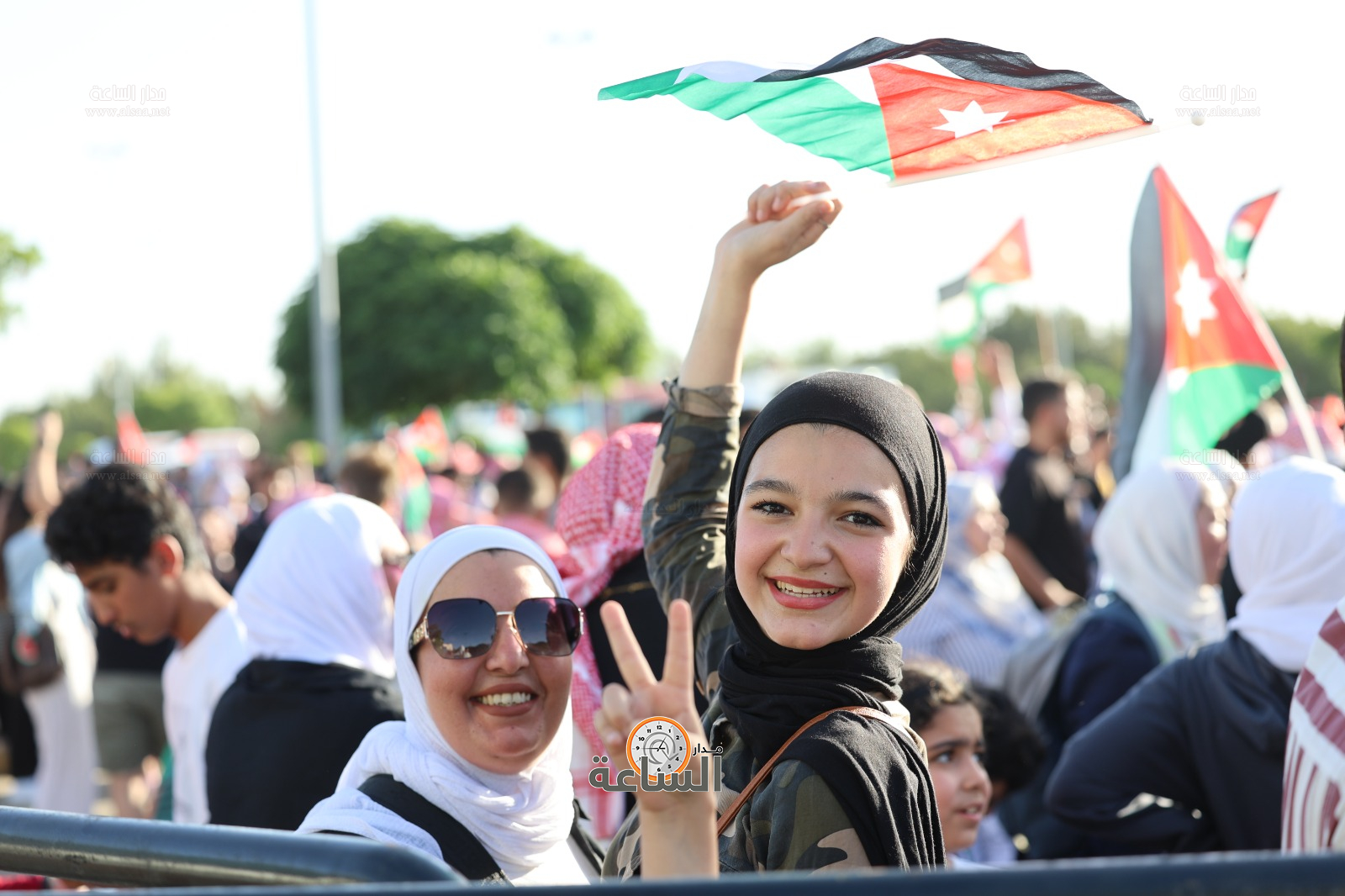 Madar Al-Saa Images 0.049059281897711915