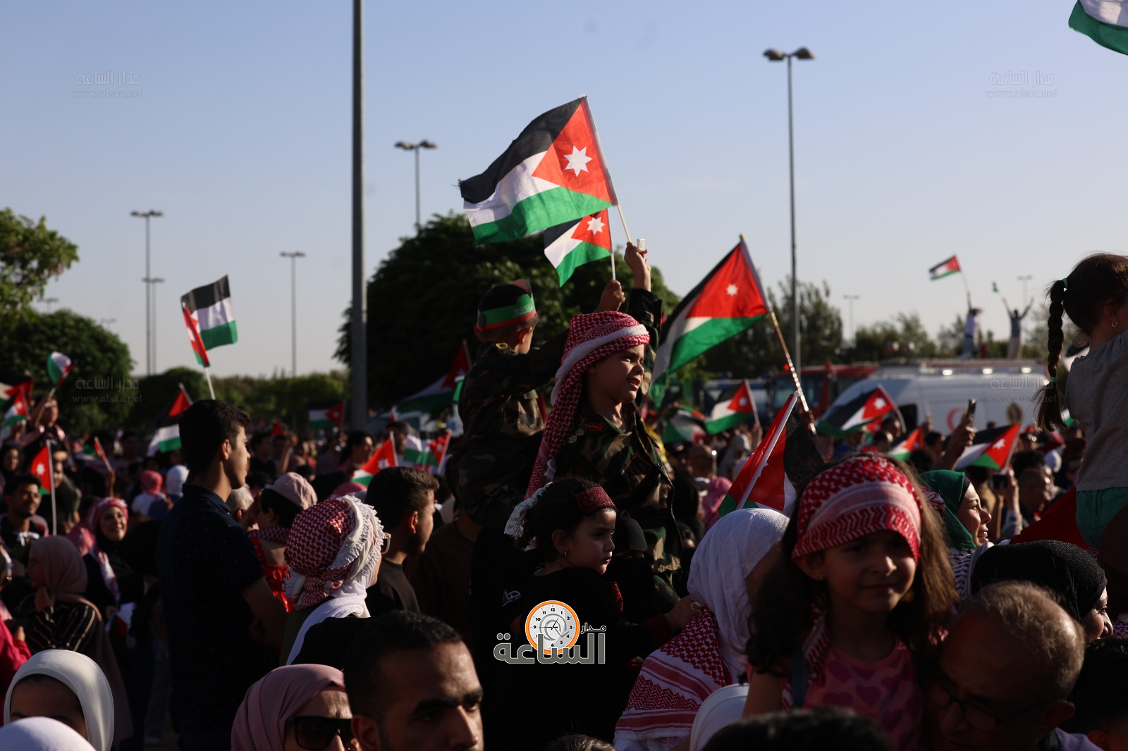 Madar Al-Saa Images 0.20393500823340205