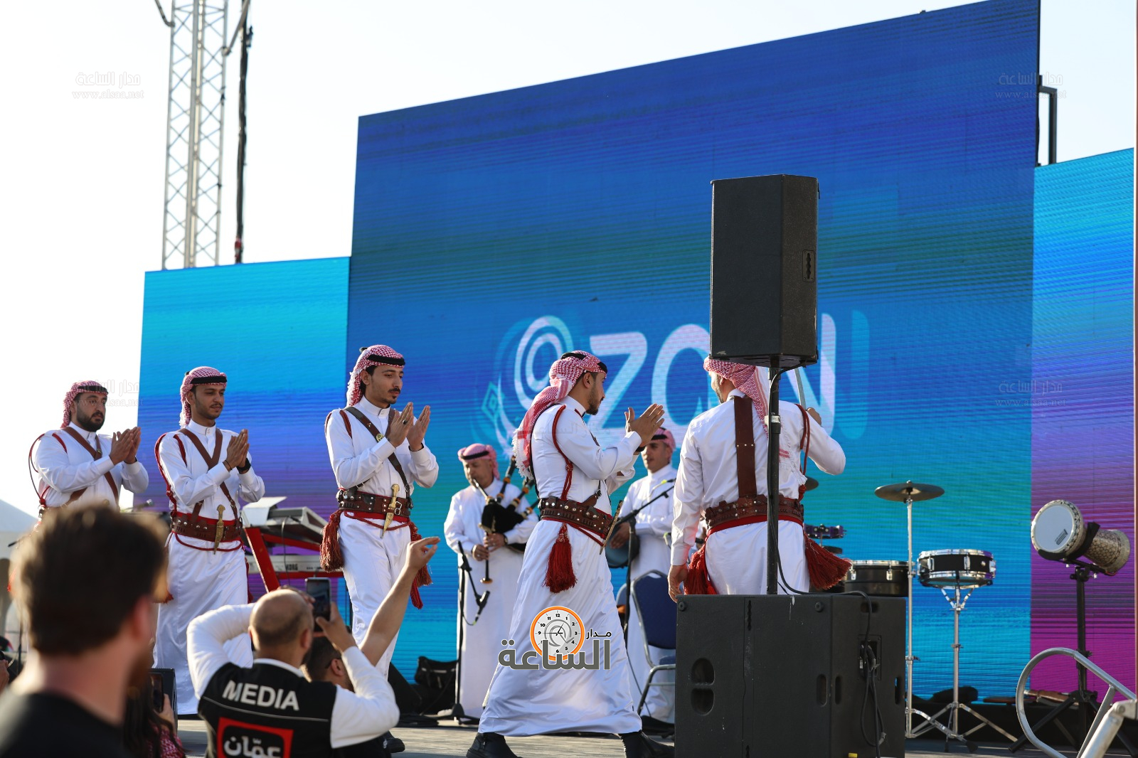 Madar Al-Saa Images 0.3187757834735775