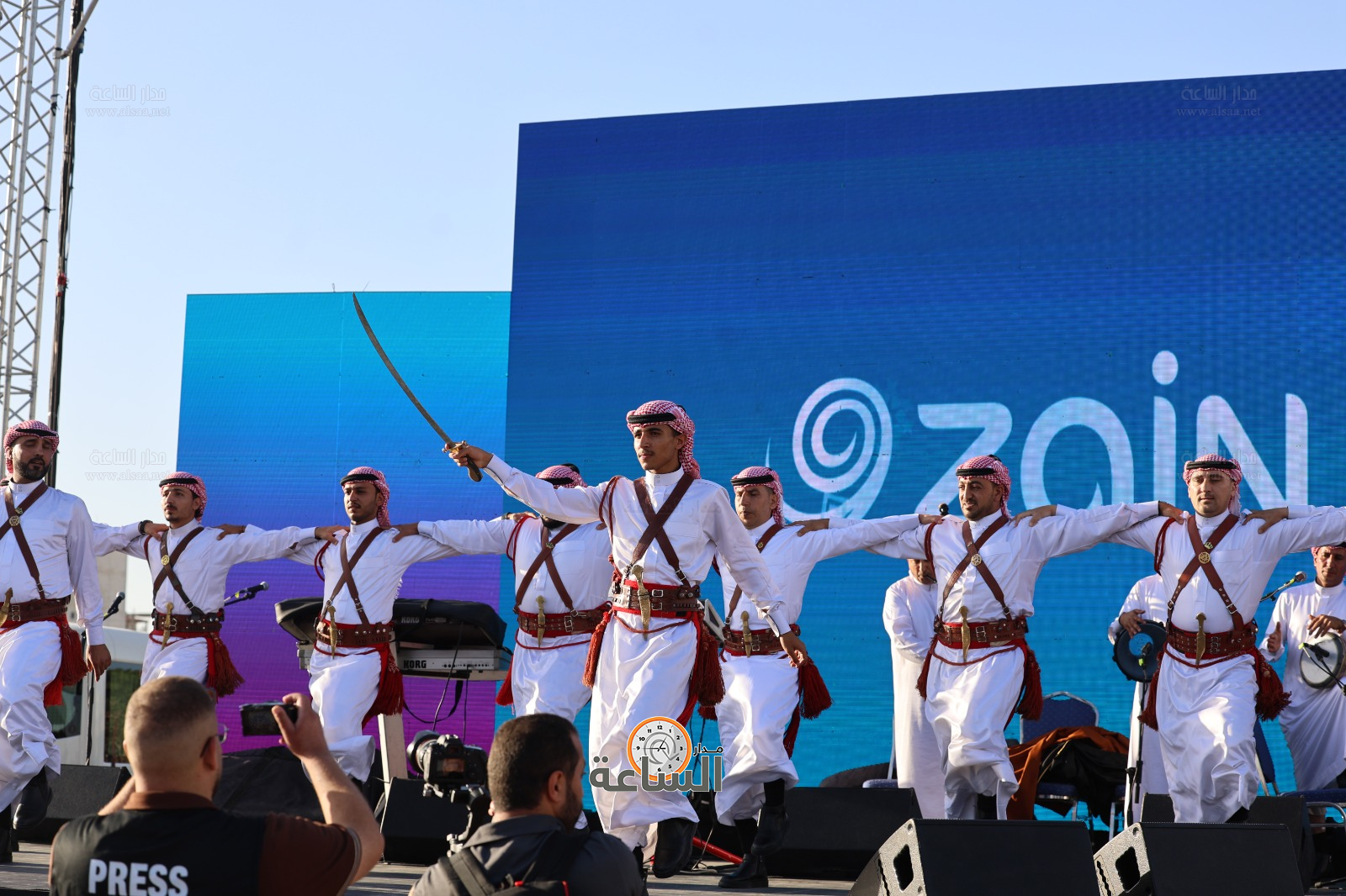 Madar Al-Saa Images 0.03281182858059317