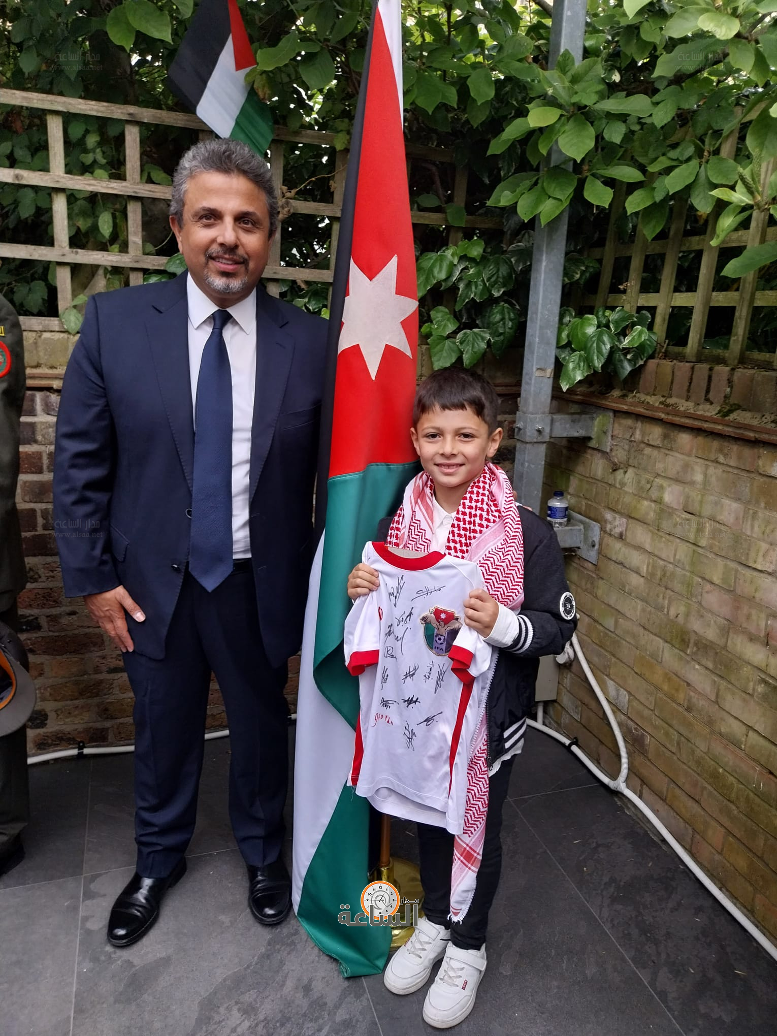 Madar Al-Saa Images 0.10729412811818617