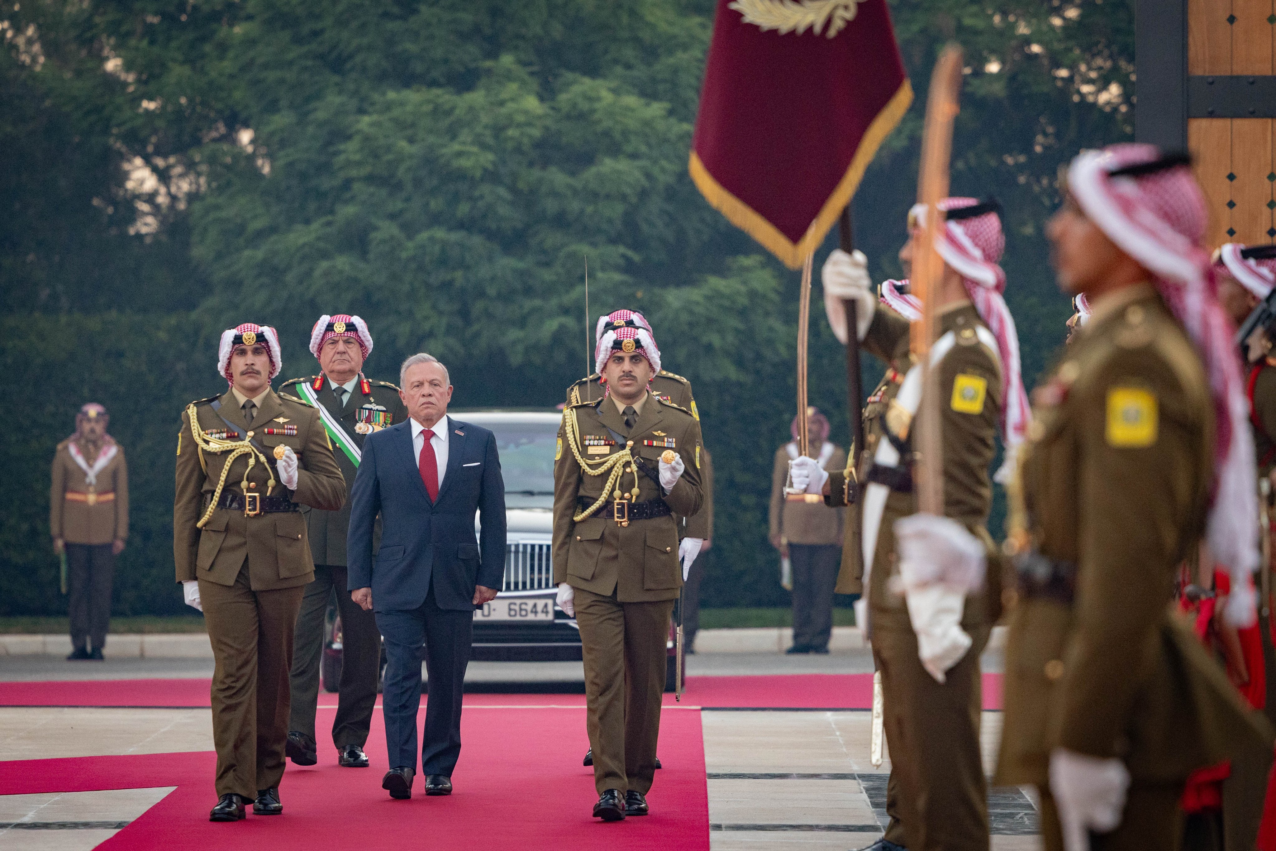 Madar Al-Saa Images 0.886440175981723