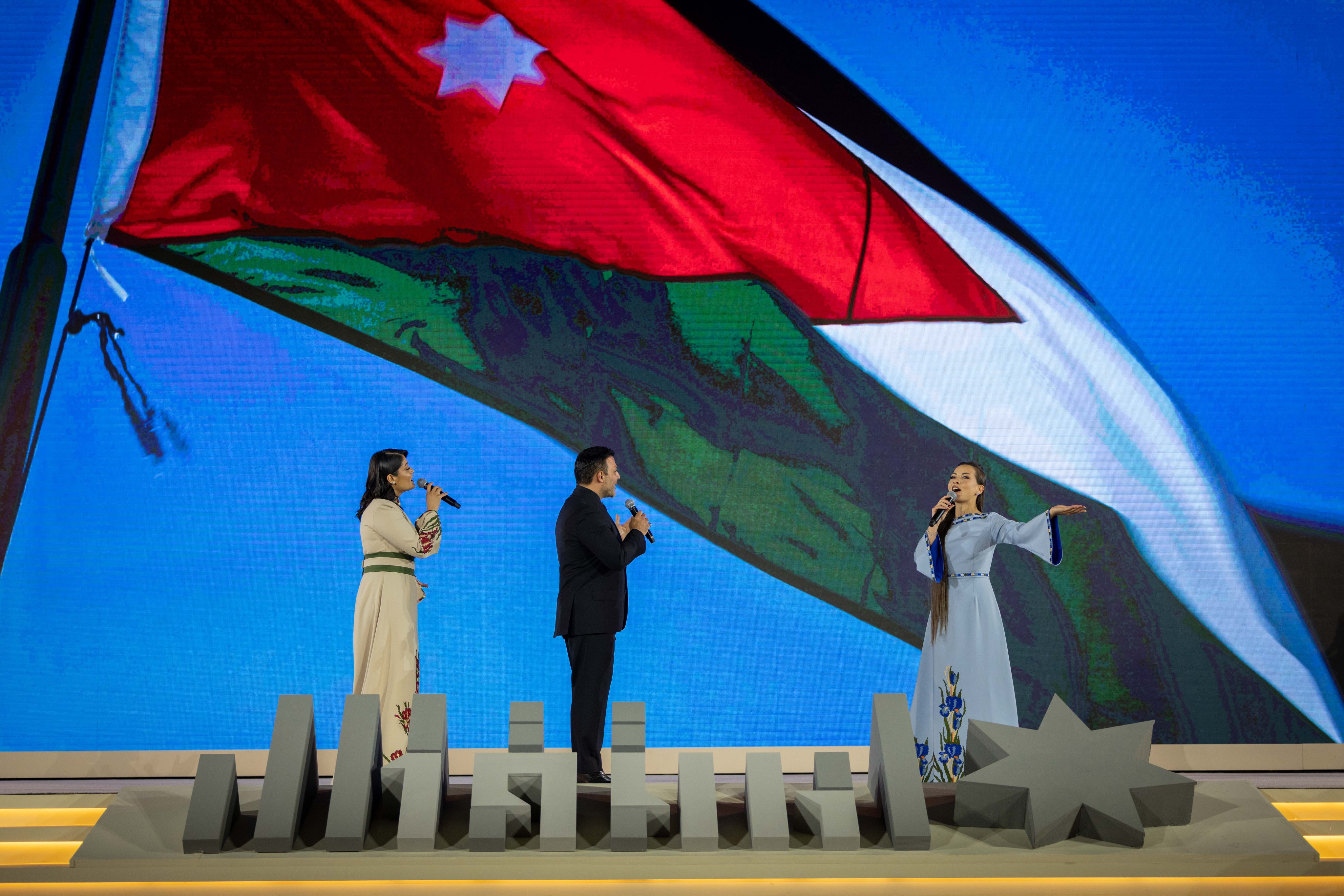 Madar Al-Saa Images 0.48807146291008463