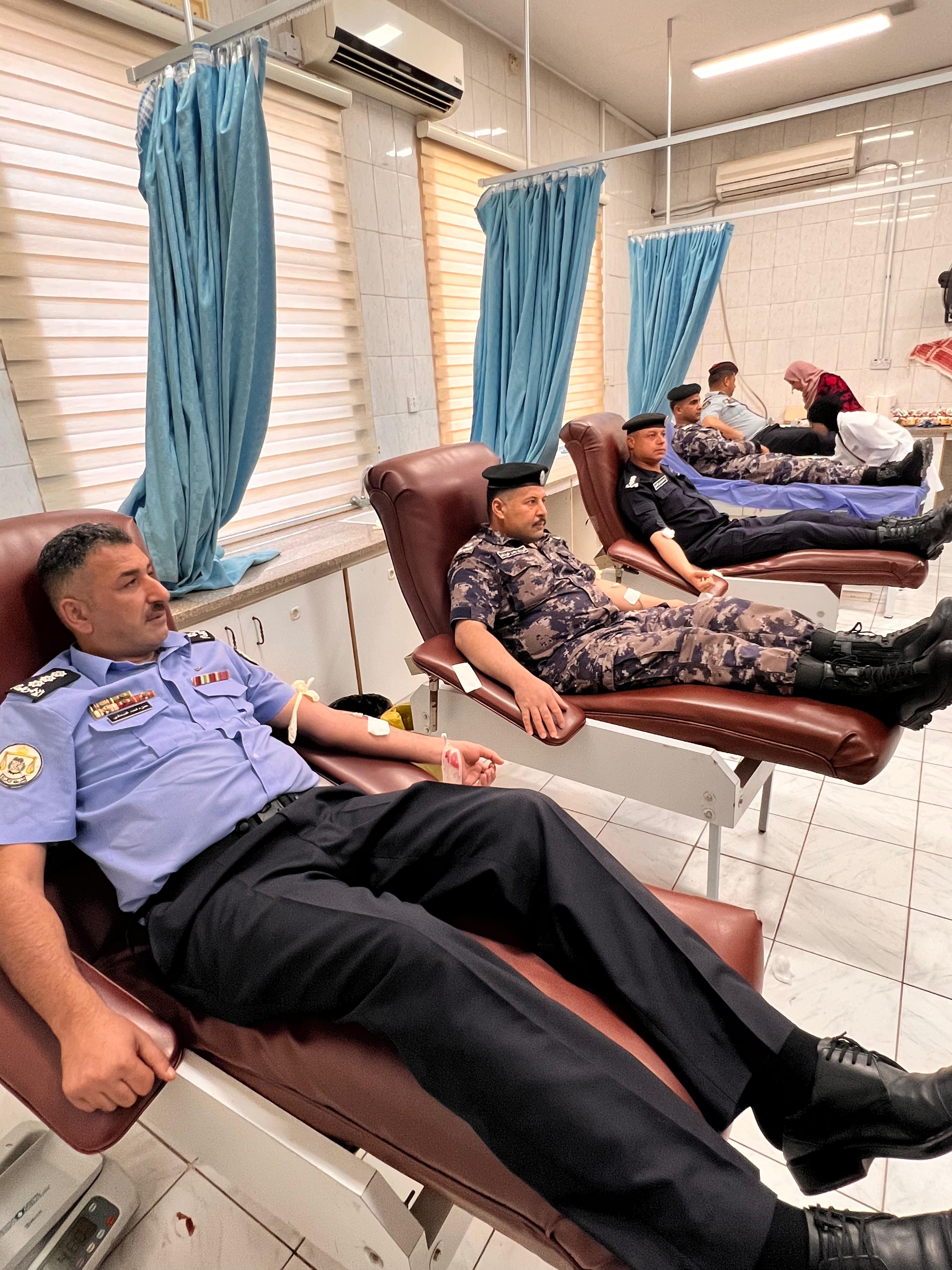 Madar Al-Saa Images 0.2683235376456776