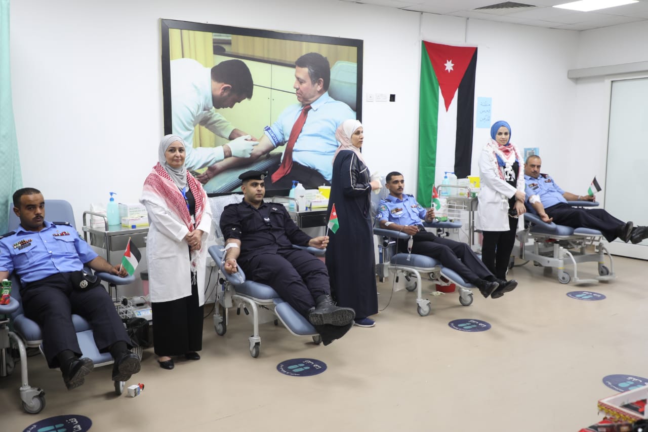 Madar Al-Saa Images 0.6504835352577912