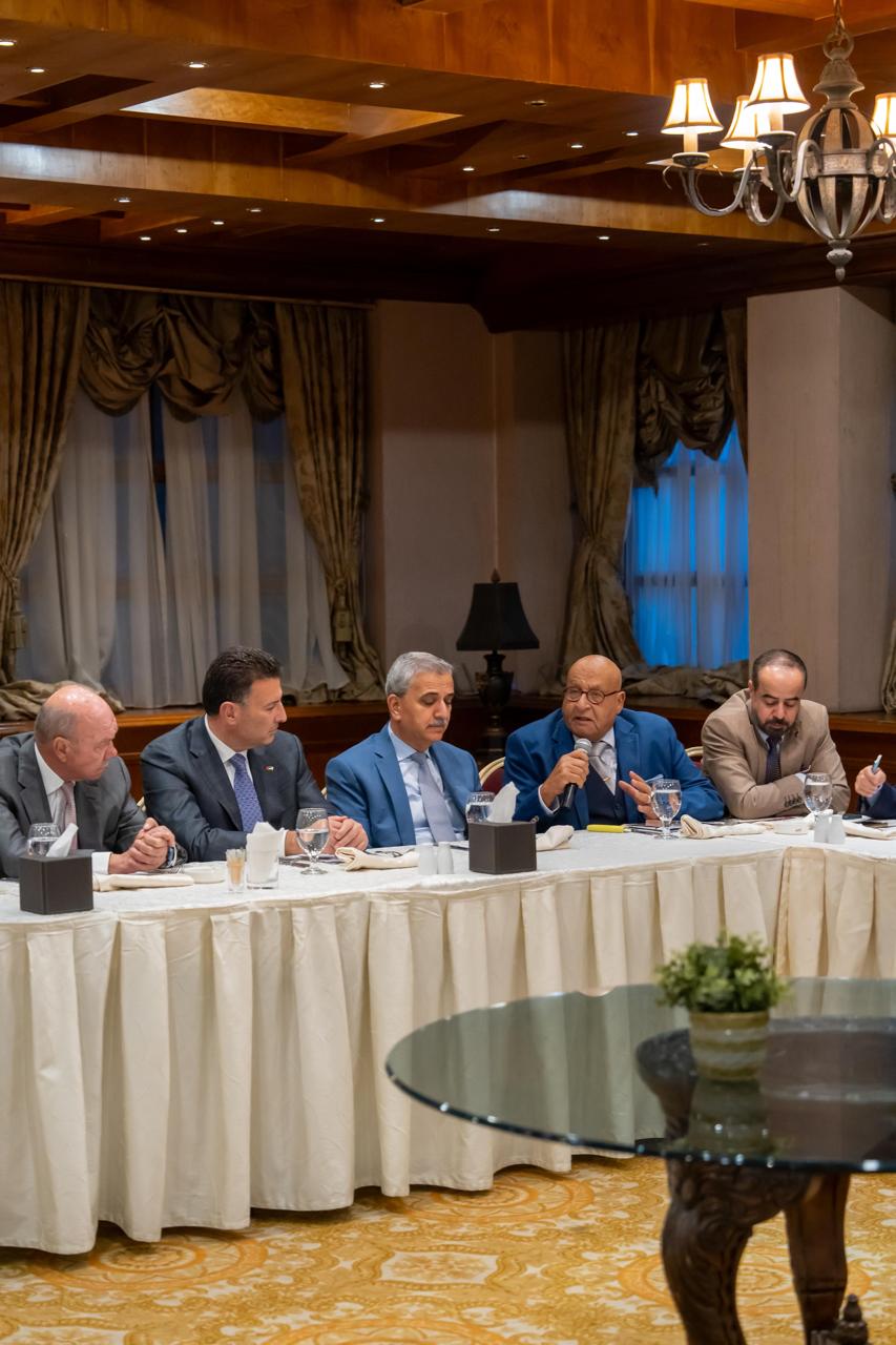 Madar Al-Saa Images 0.22314652349617037