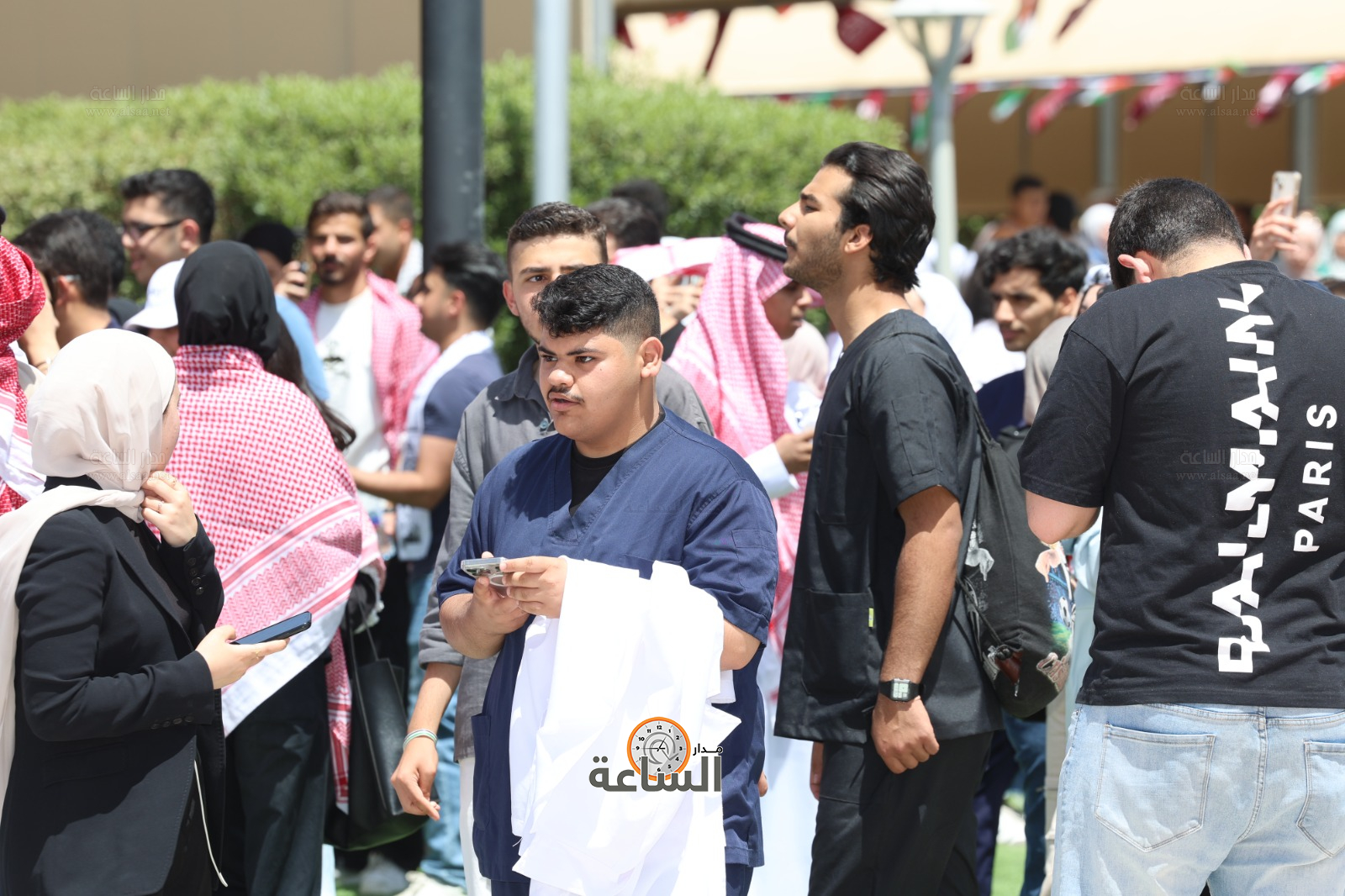 Madar Al-Saa Images 0.3636121475868286