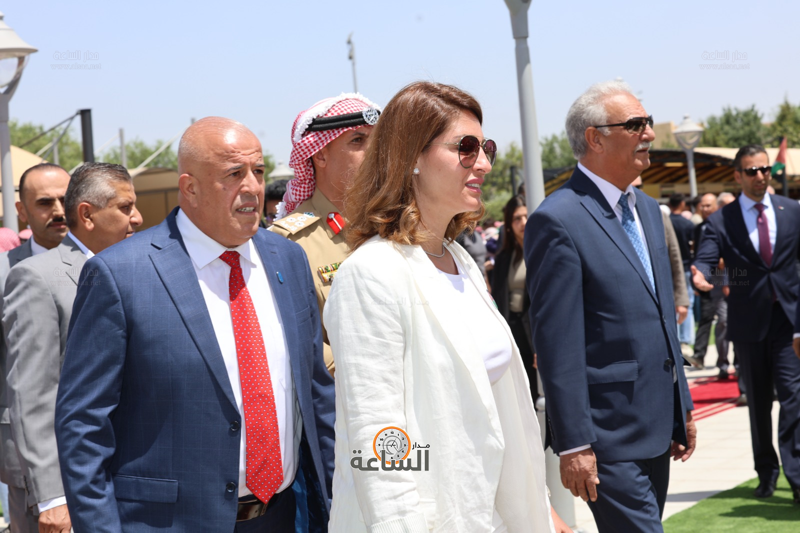 Madar Al-Saa Images 0.4697866907253797