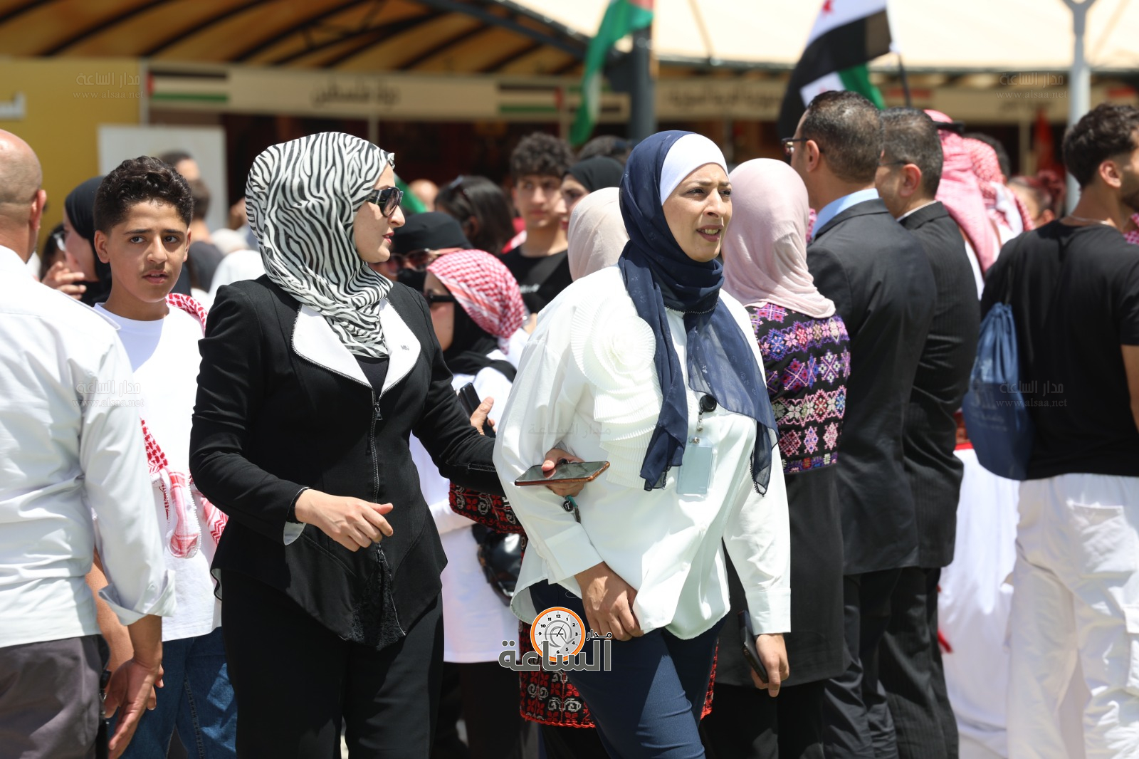 Madar Al-Saa Images 0.15124077888504694