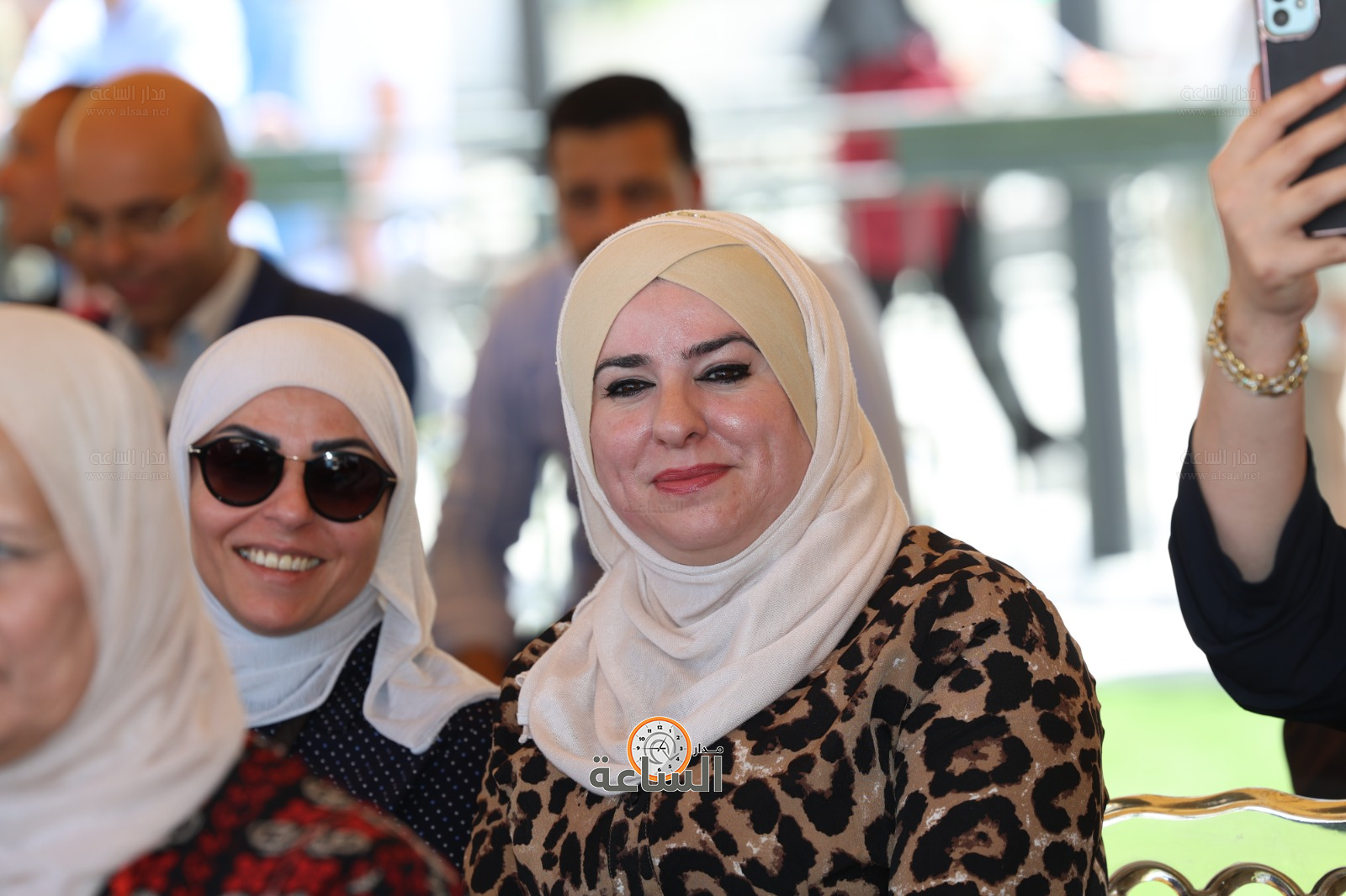 Madar Al-Saa Images 0.8588189961358752