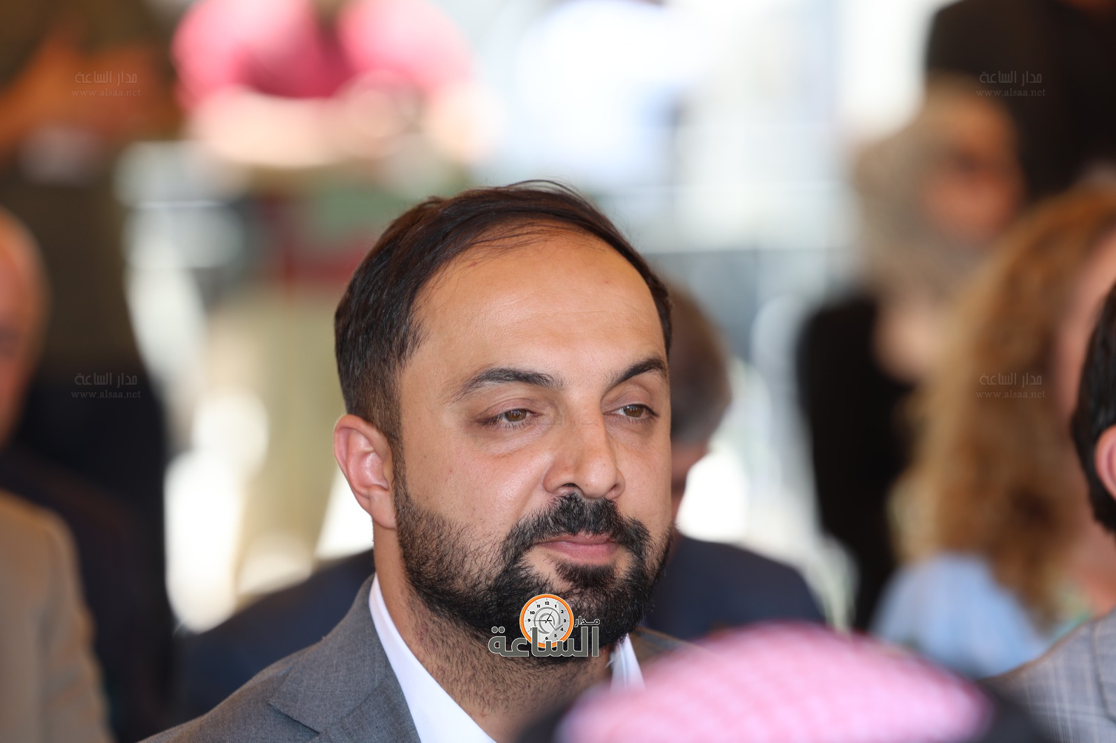 Madar Al-Saa Images 0.5575564731573187