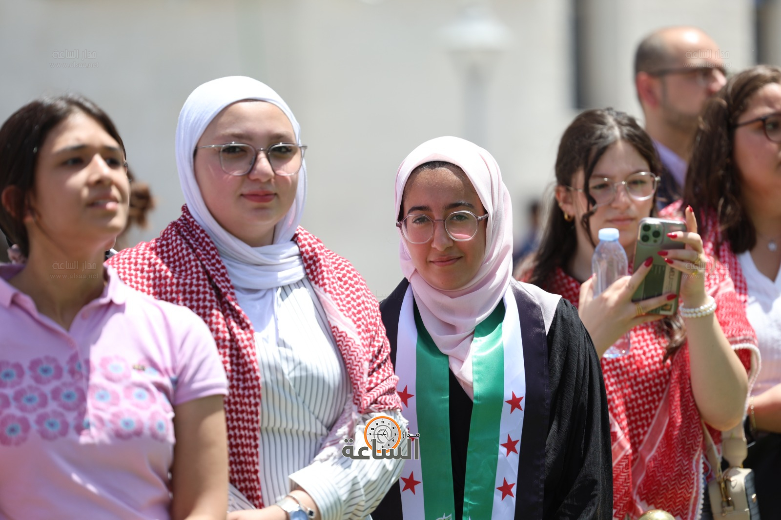 Madar Al-Saa Images 0.02544214444233439