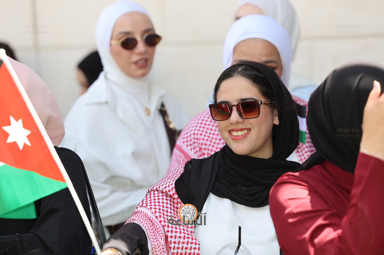 Madar Al-Saa Images 0.24985117097918952