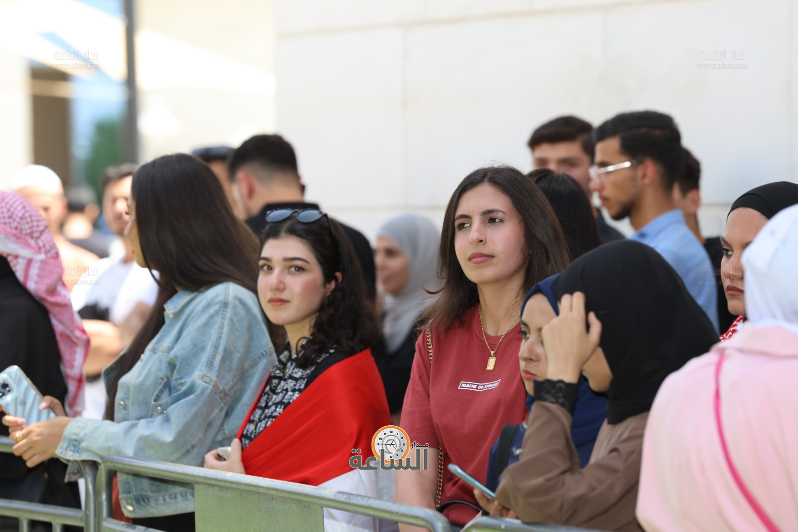 Madar Al-Saa Images 0.6835162629303123