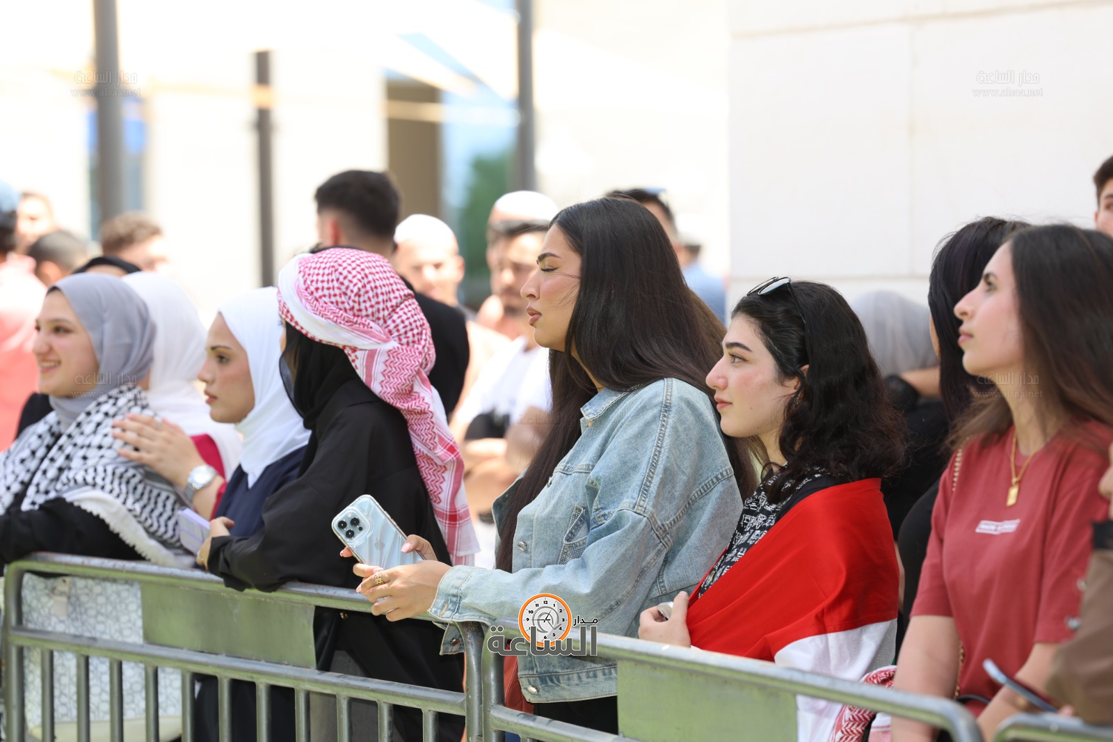 Madar Al-Saa Images 0.6479609496277824