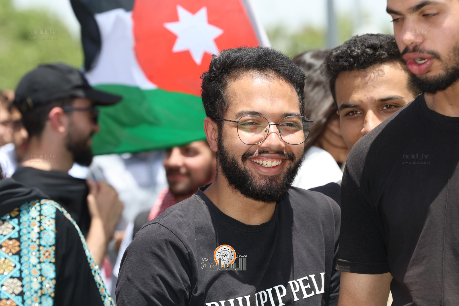 Madar Al-Saa Images 0.1256789420537867