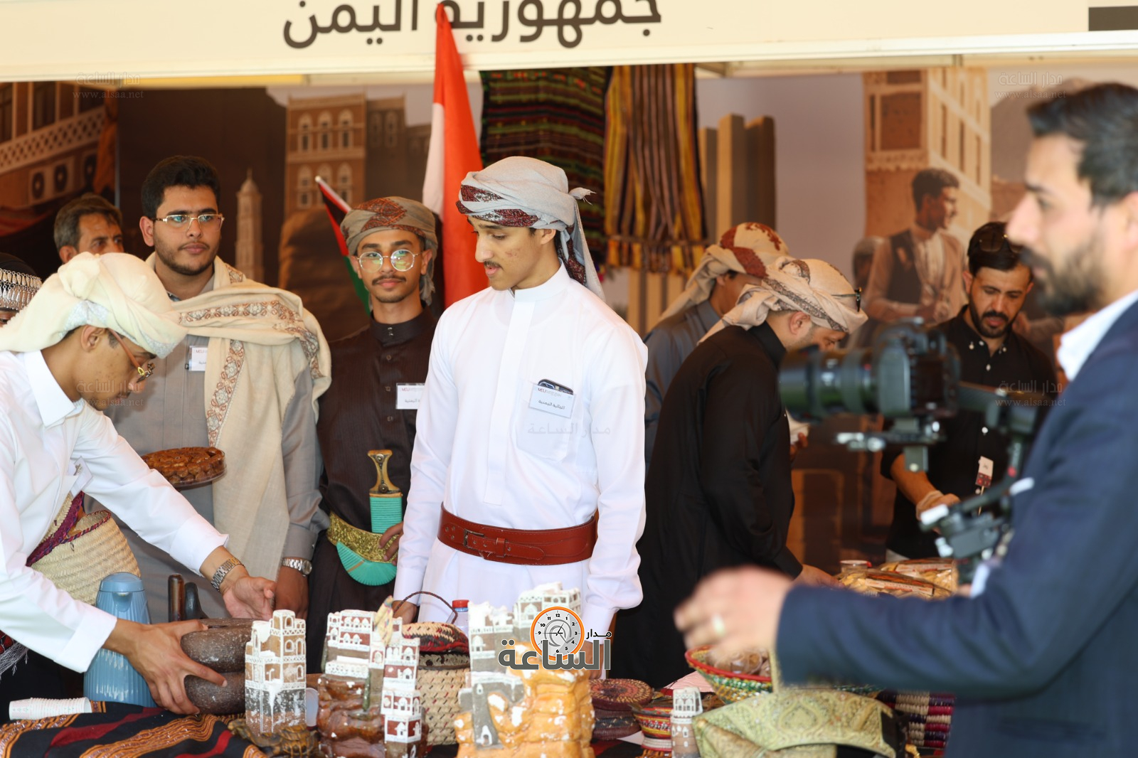 Madar Al-Saa Images 0.7772384427484995