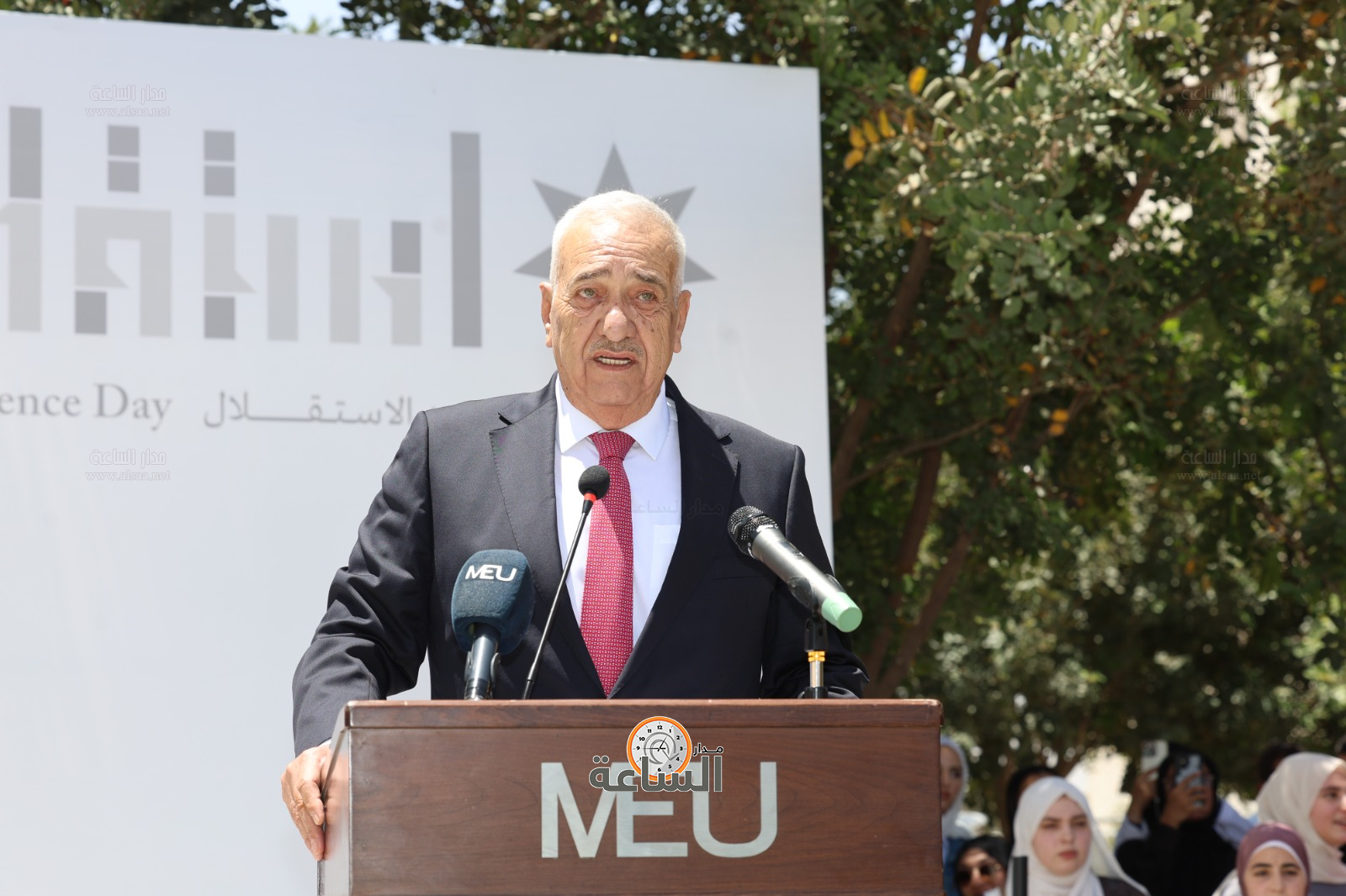 Madar Al-Saa Images 0.8172459090729801