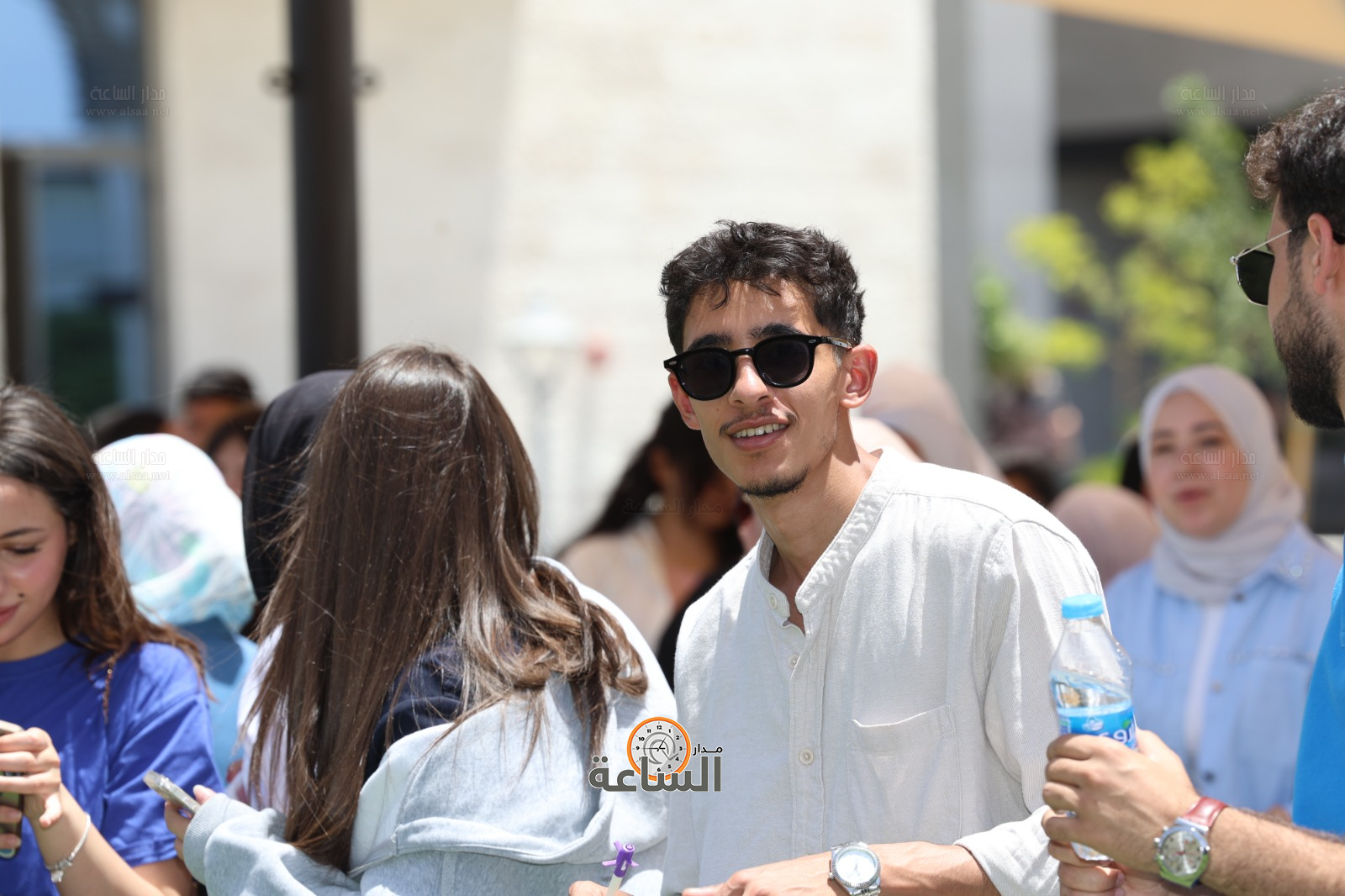 Madar Al-Saa Images 0.32985561024834975