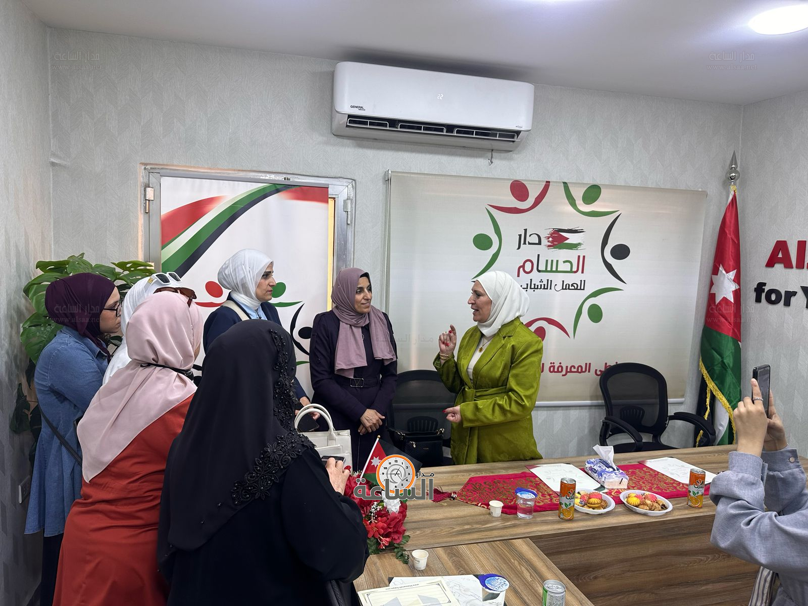 Madar Al-Saa Images 0.5162362565813564