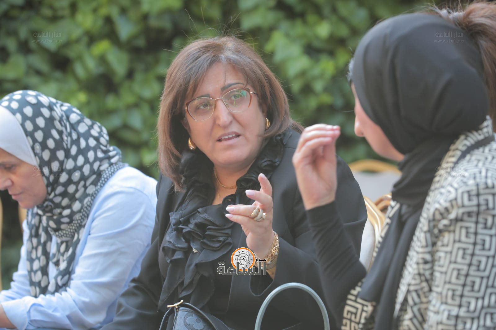 Madar Al-Saa Images 0.9894863077913804