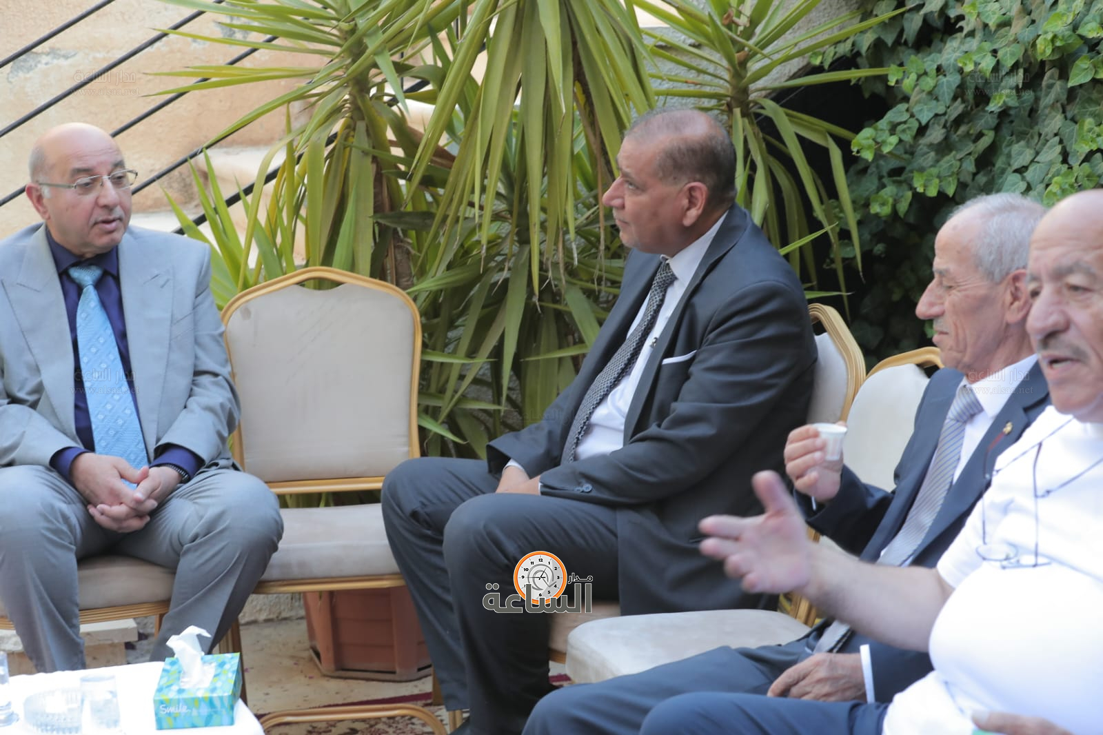 Madar Al-Saa Images 0.004961800525123072