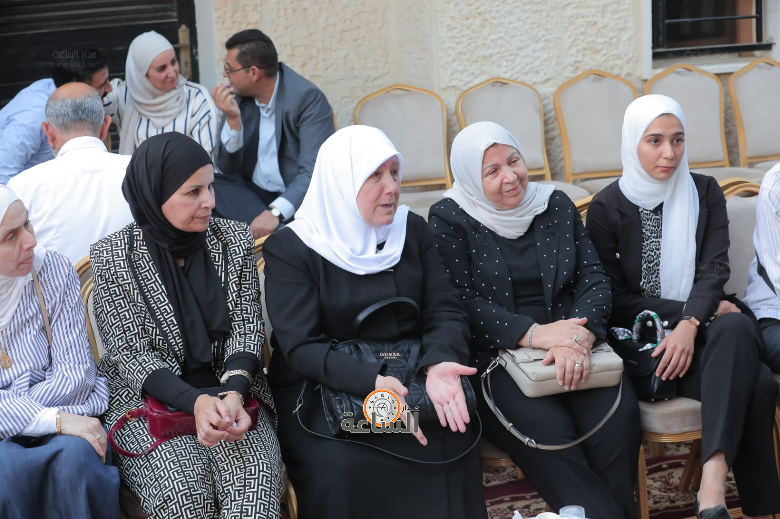 Madar Al-Saa Images 0.12165368881247107