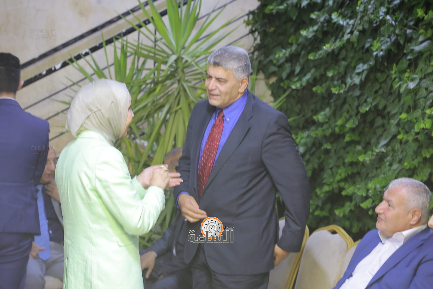 Madar Al-Saa Images 0.2321598618401124