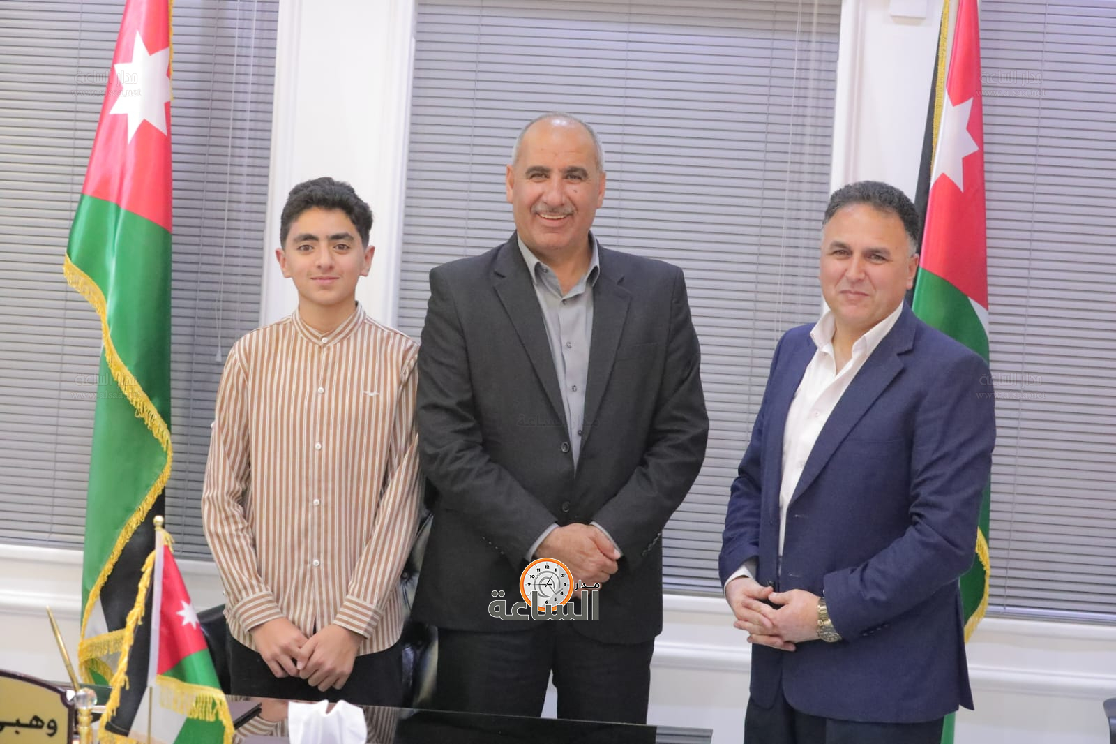 Madar Al-Saa Images 0.7447955542429184